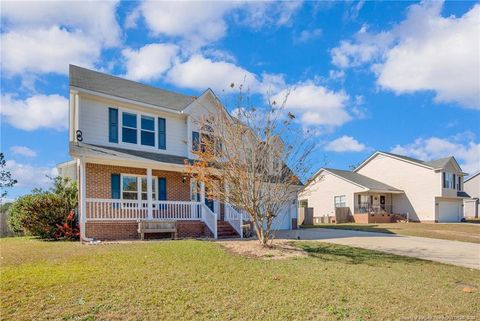 A home in Raeford