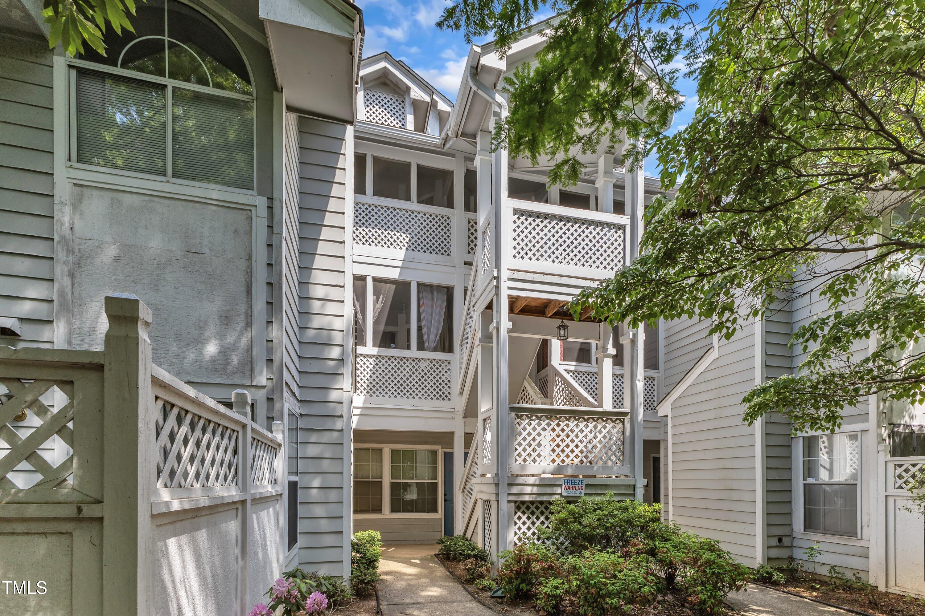 4907 Hollenden Drive 106
