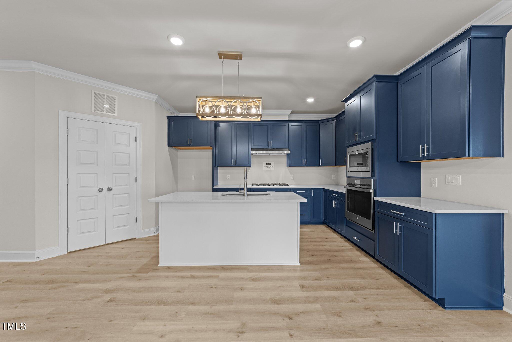 1600 Gathering Park Circle 304