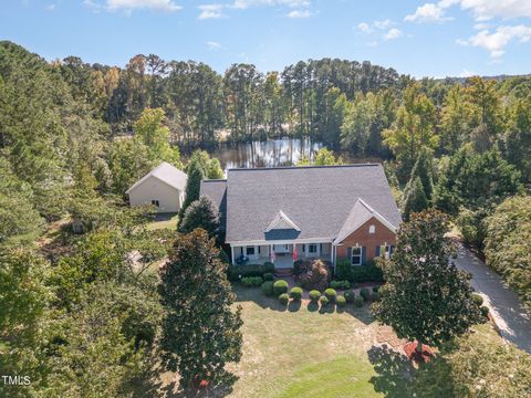 3313 Overhead Court Willow Springs NC 27592