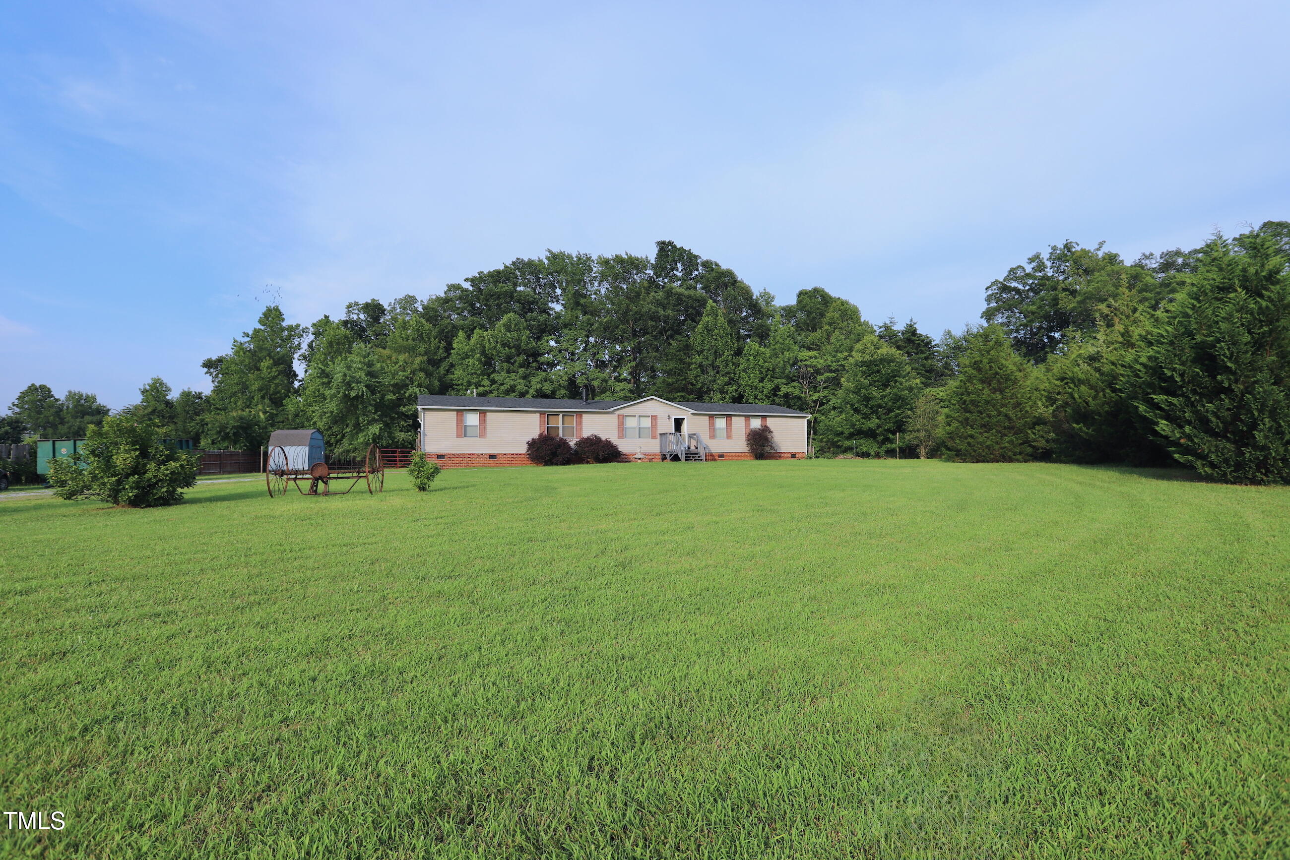 69 Laurel Meadows Court