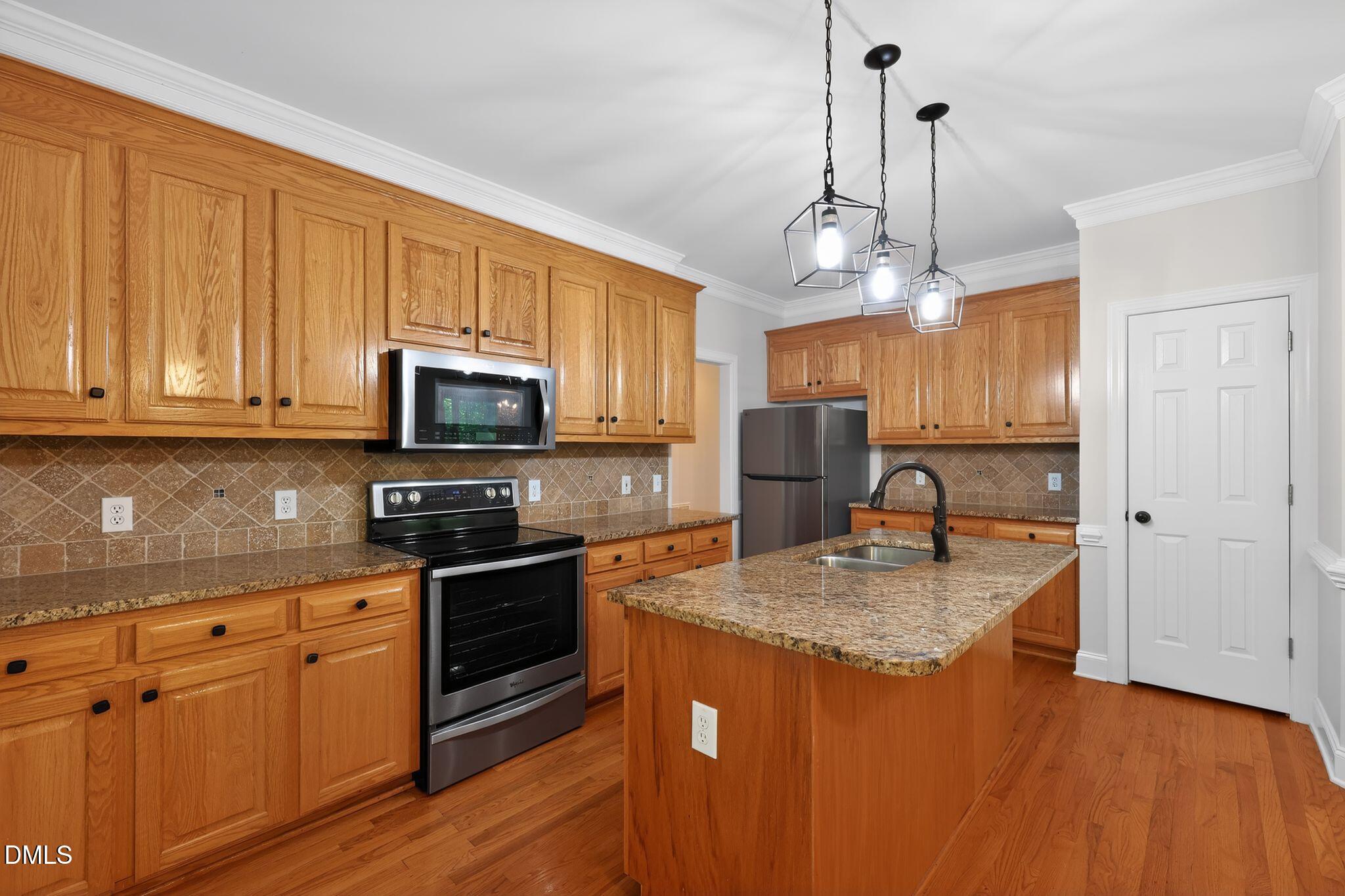 2212 Wheelerbrook Court