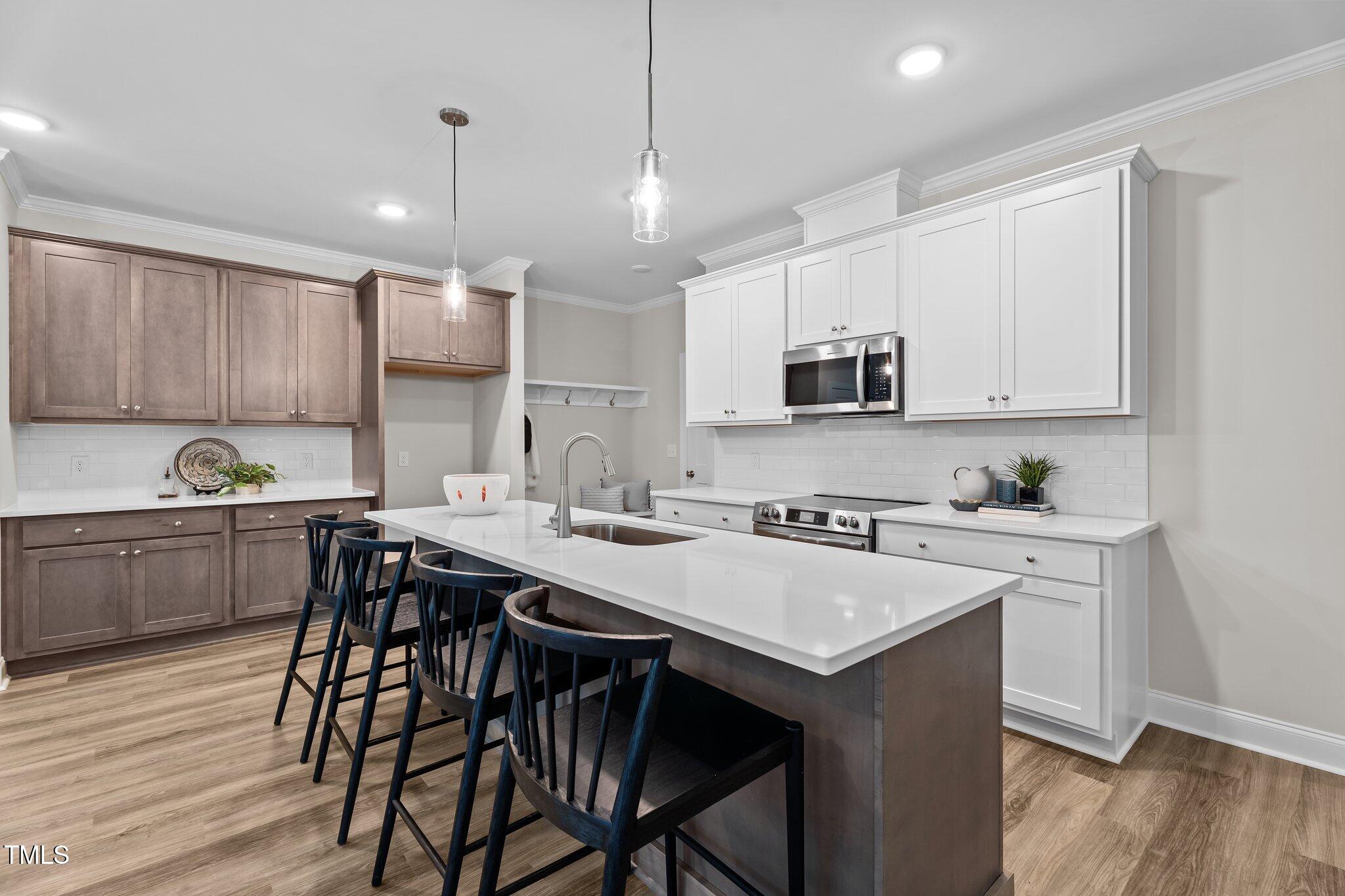 20 Diamond Creek Drive