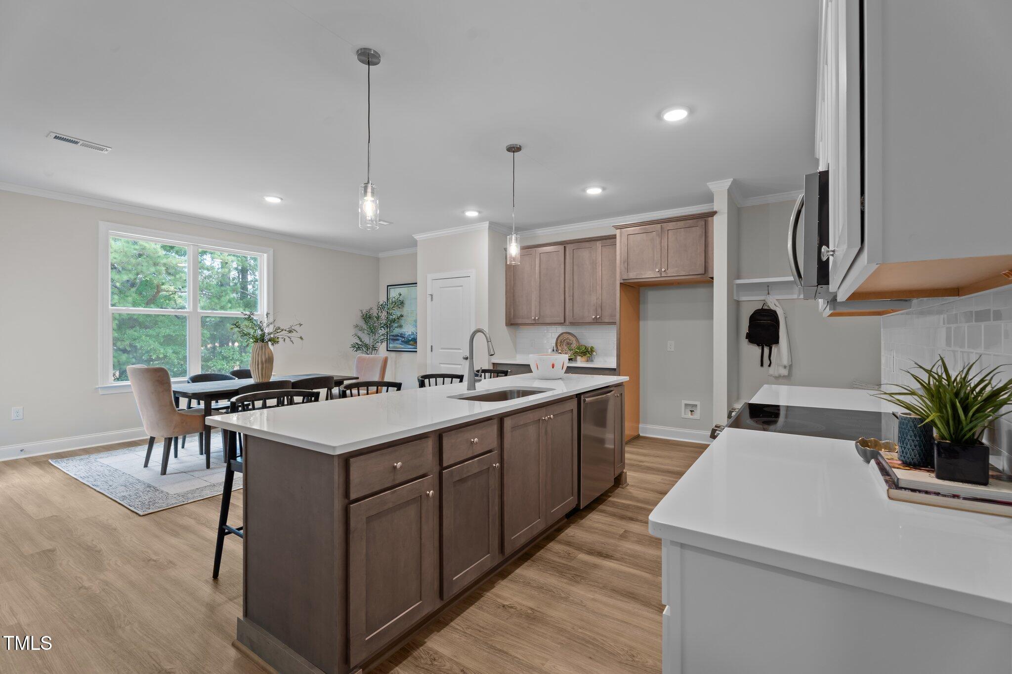 20 Diamond Creek Drive