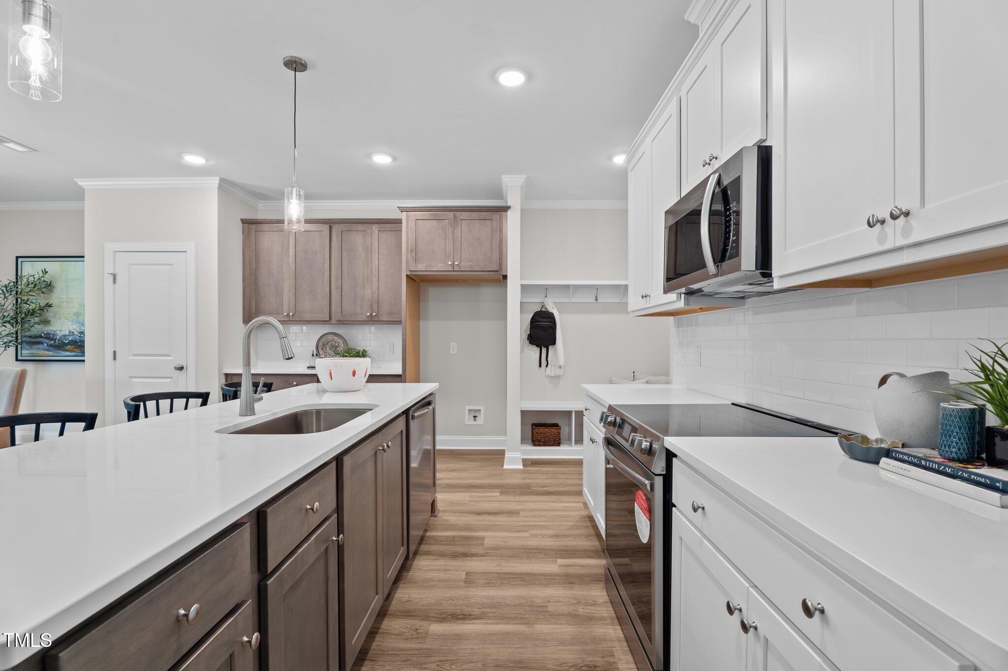 20 Diamond Creek Drive