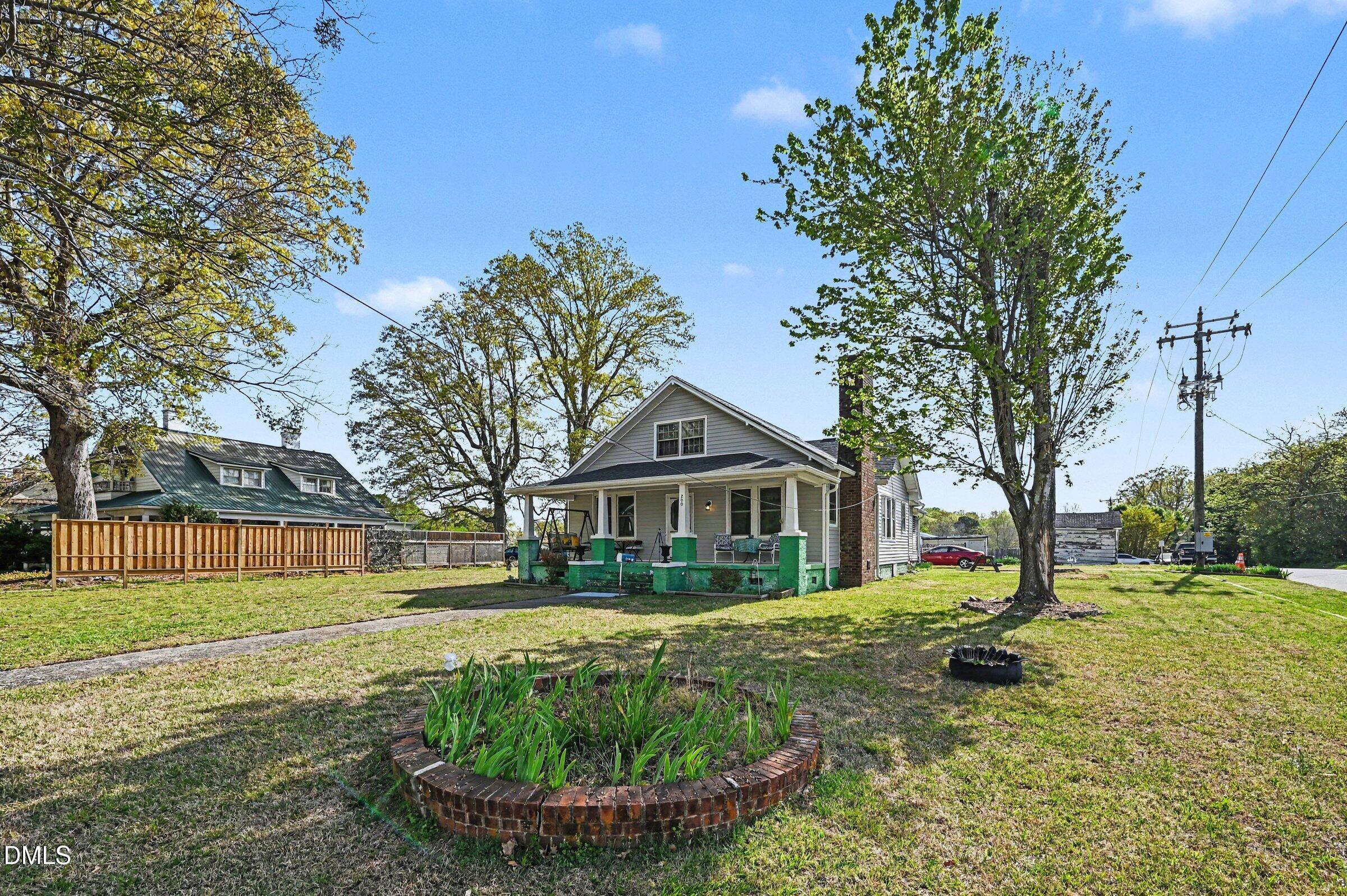 200 N 7th Street