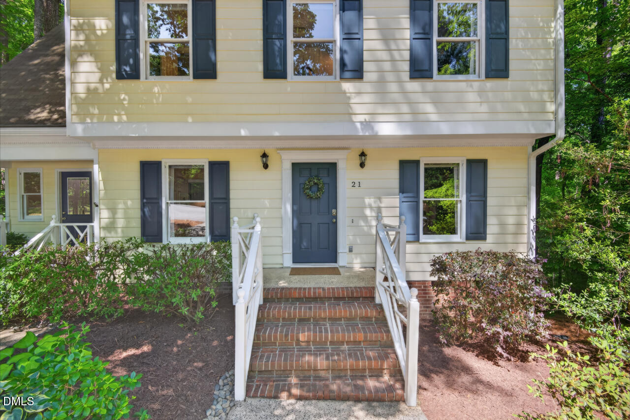 21 Thorne Ridge Drive