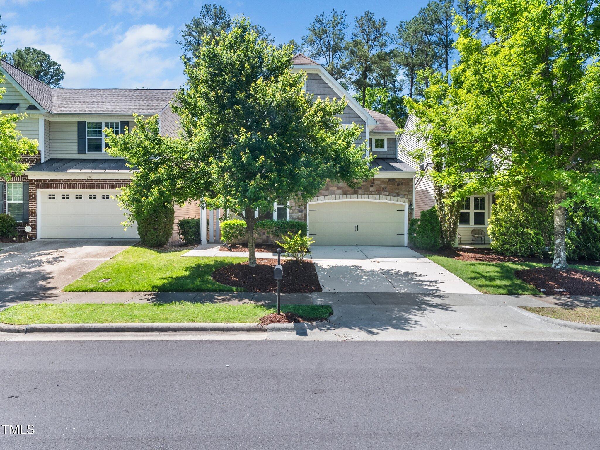205 Hammond Wood Place