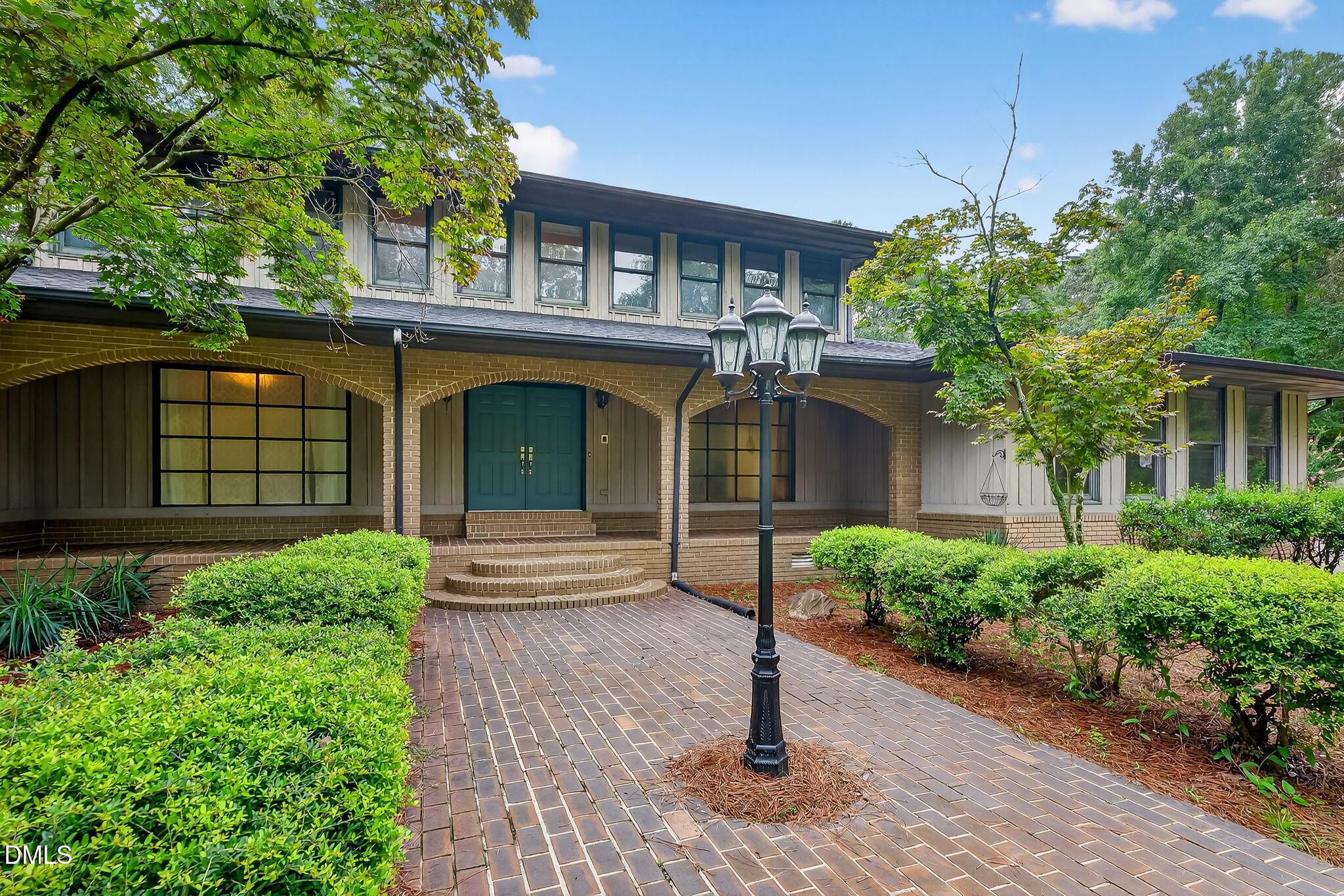 2544 Dogwood Lane