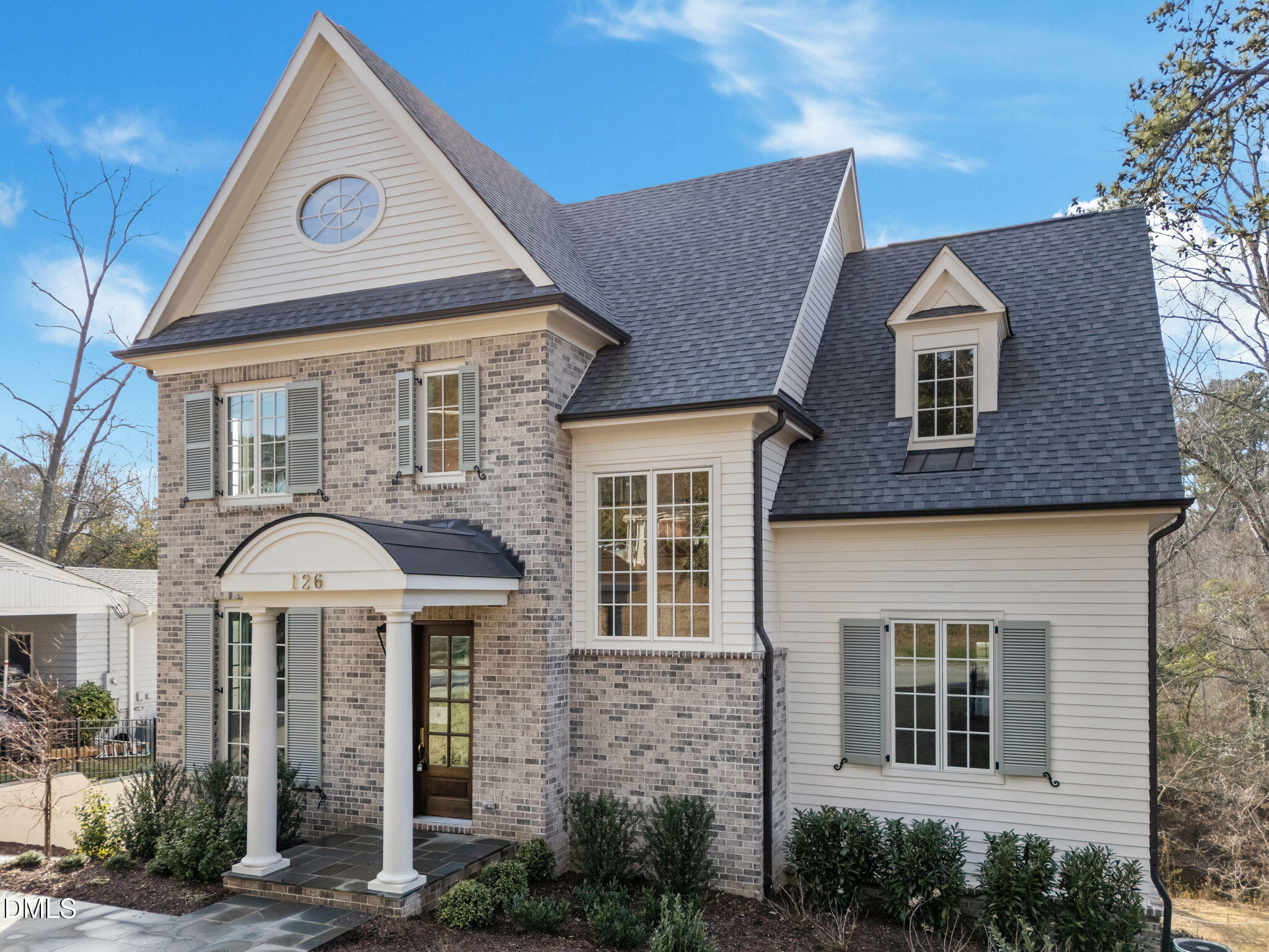 126 E Drewry Lane