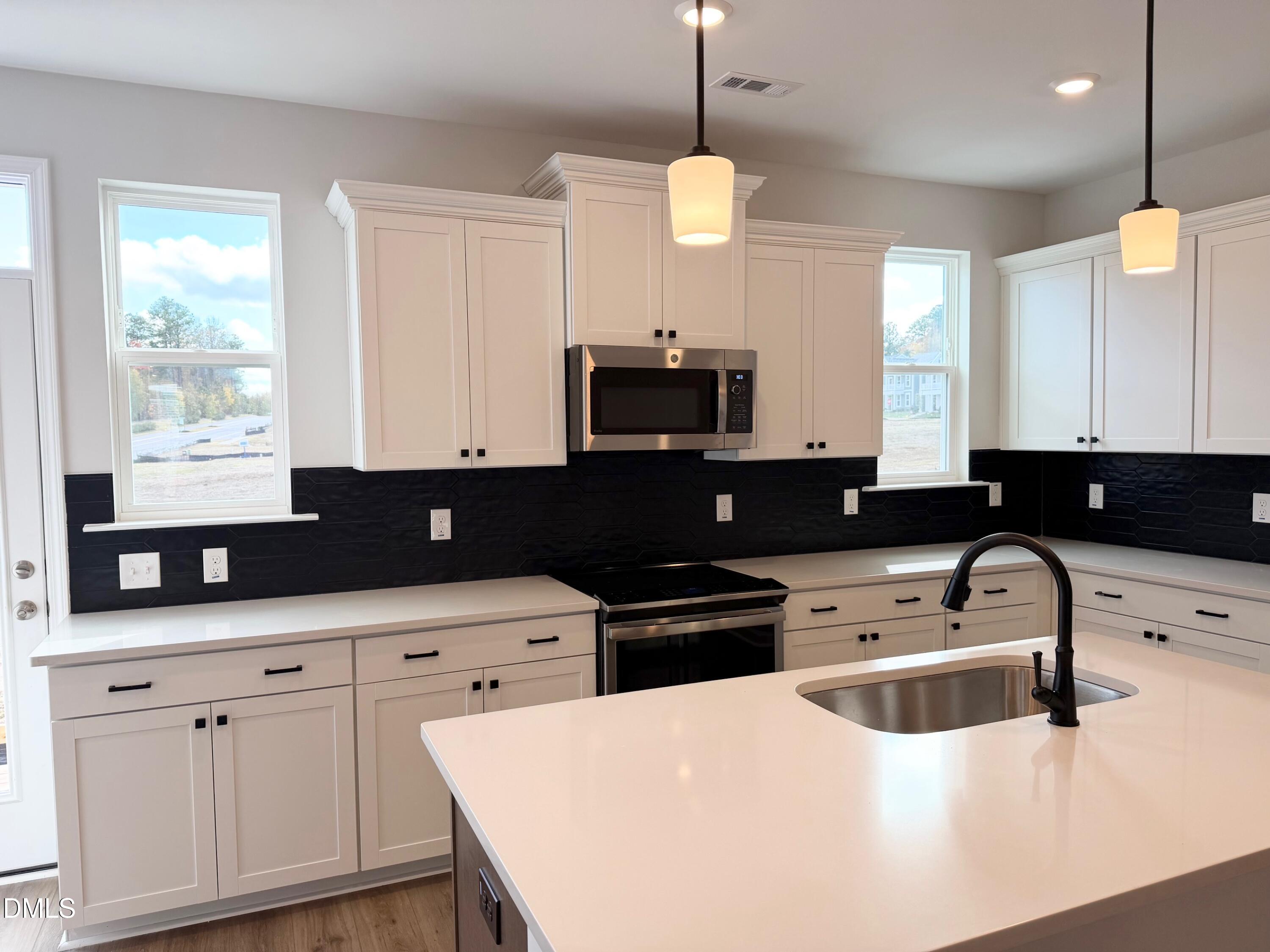 363 Chesapeake Commons Street 114