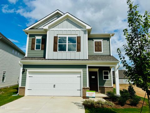 116 Commons Circle 229 Clayton NC 27520