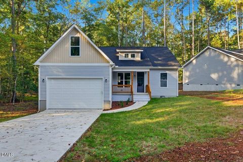 5116 Cardinal Circle Sanford NC 27332