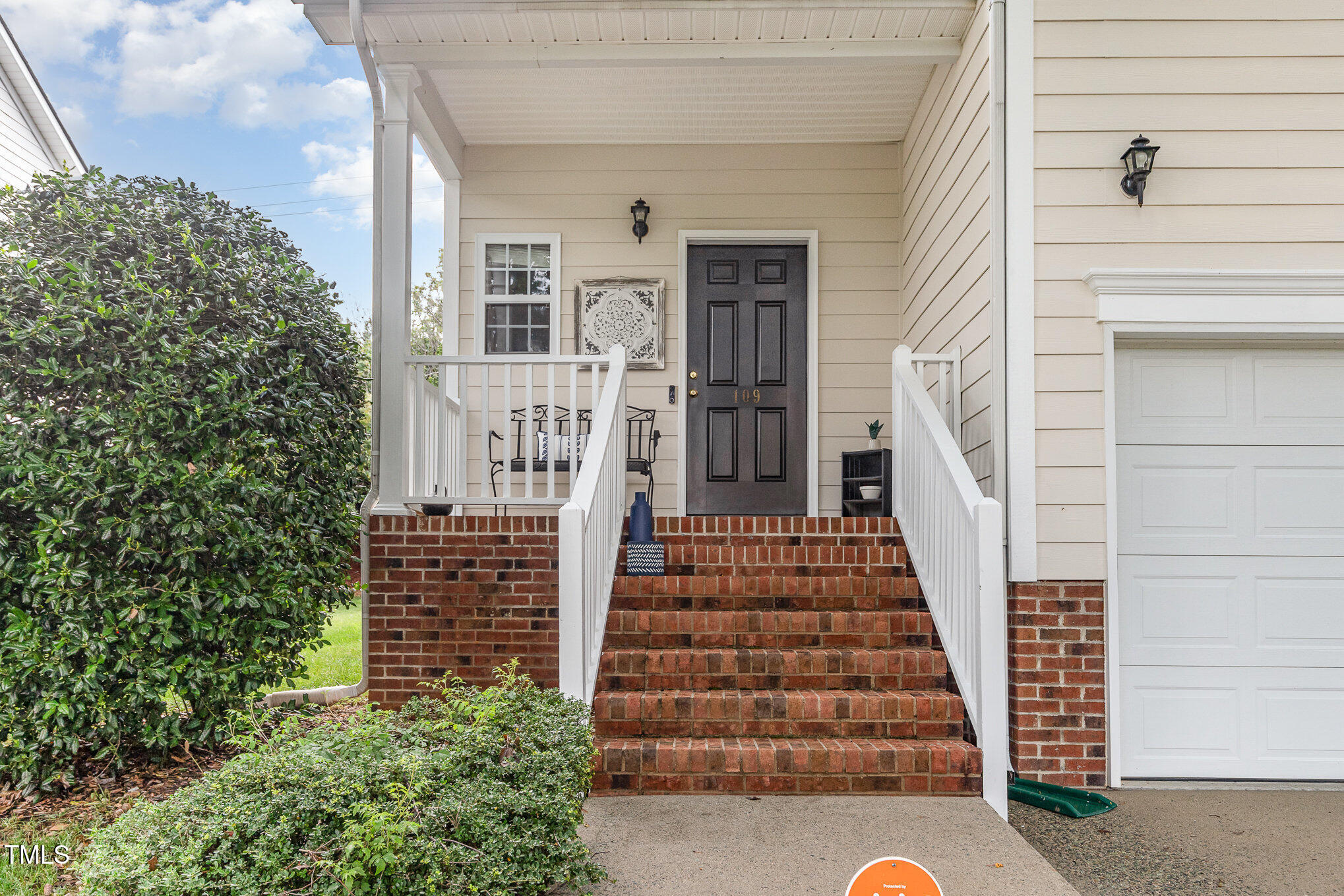 109 Troyer Place