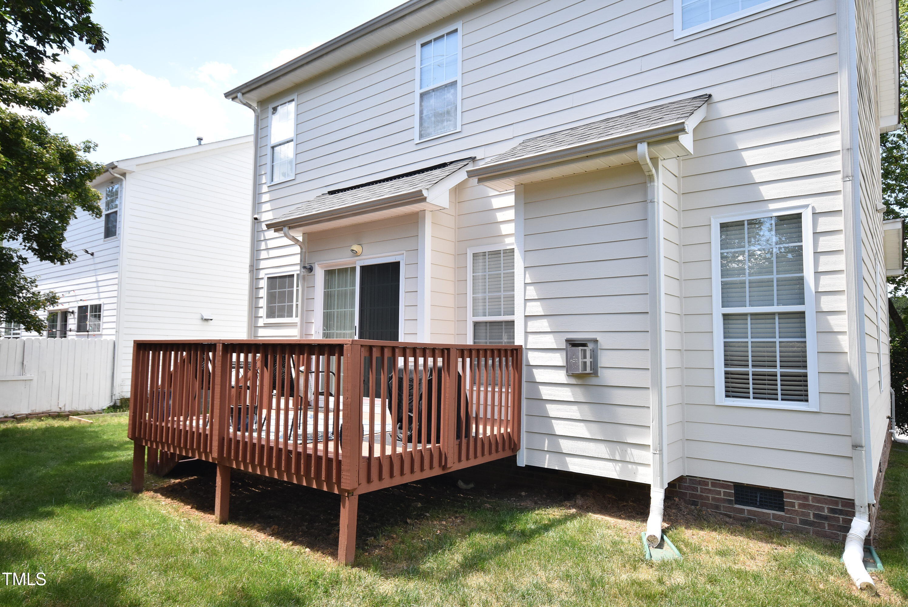 109 Troyer Place
