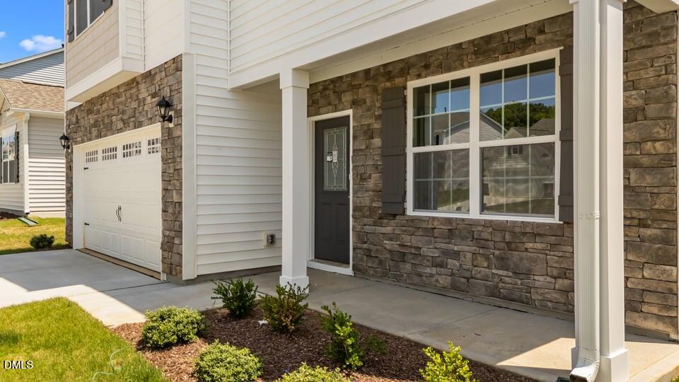 1002 Middlecrest Drive