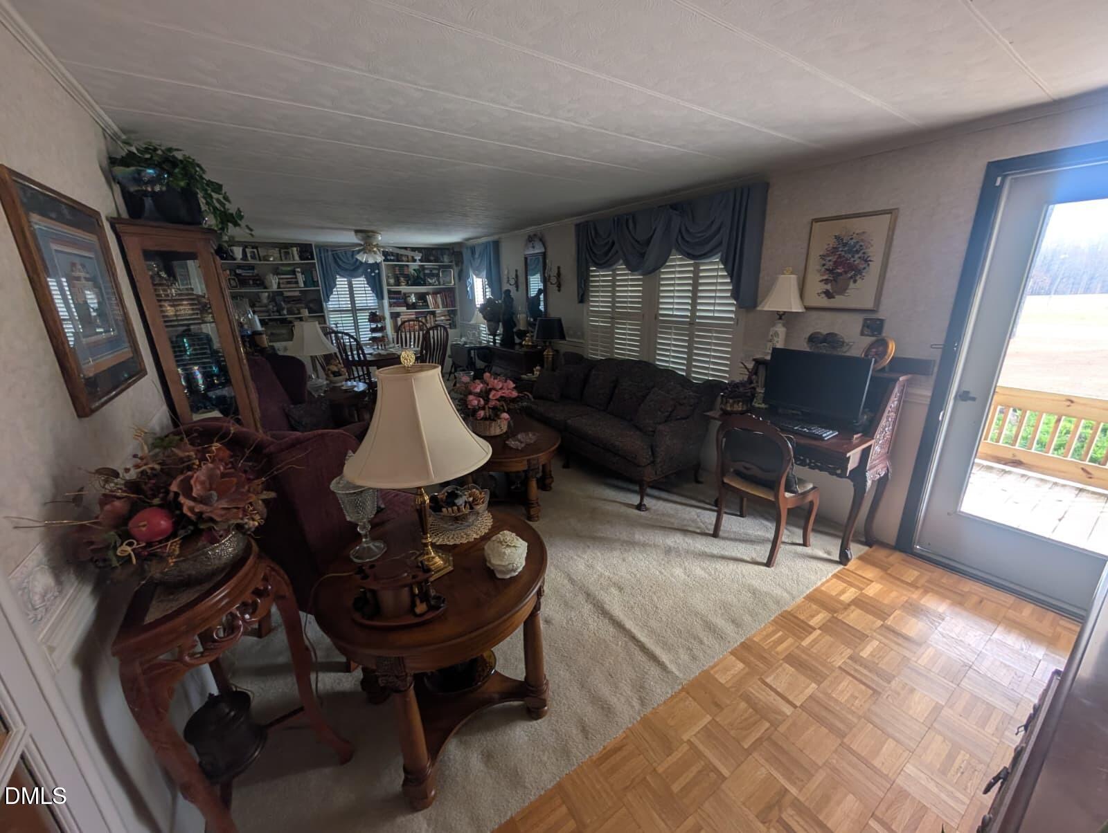 8043 Crawford Currin Road