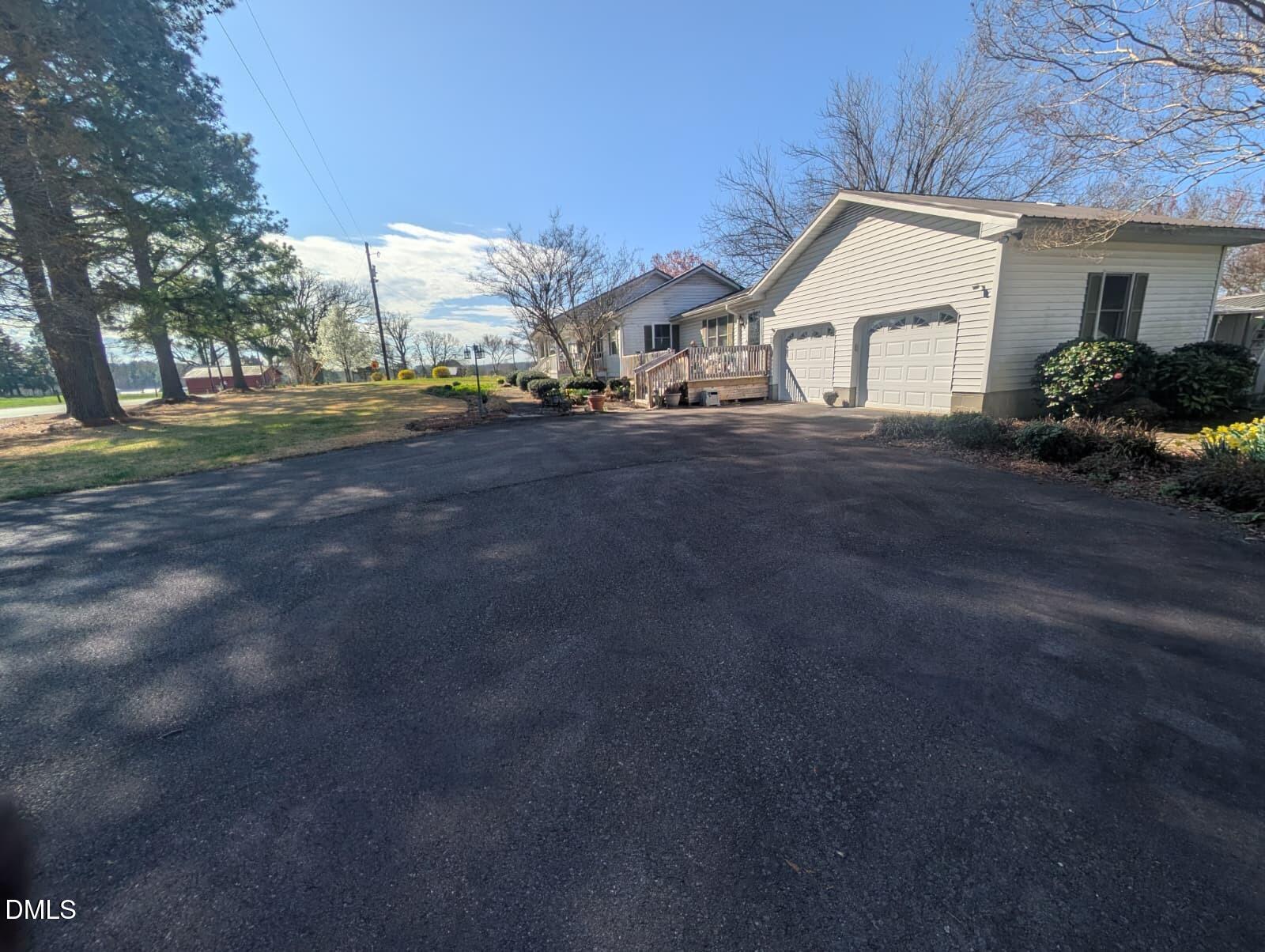 8043 Crawford Currin Road