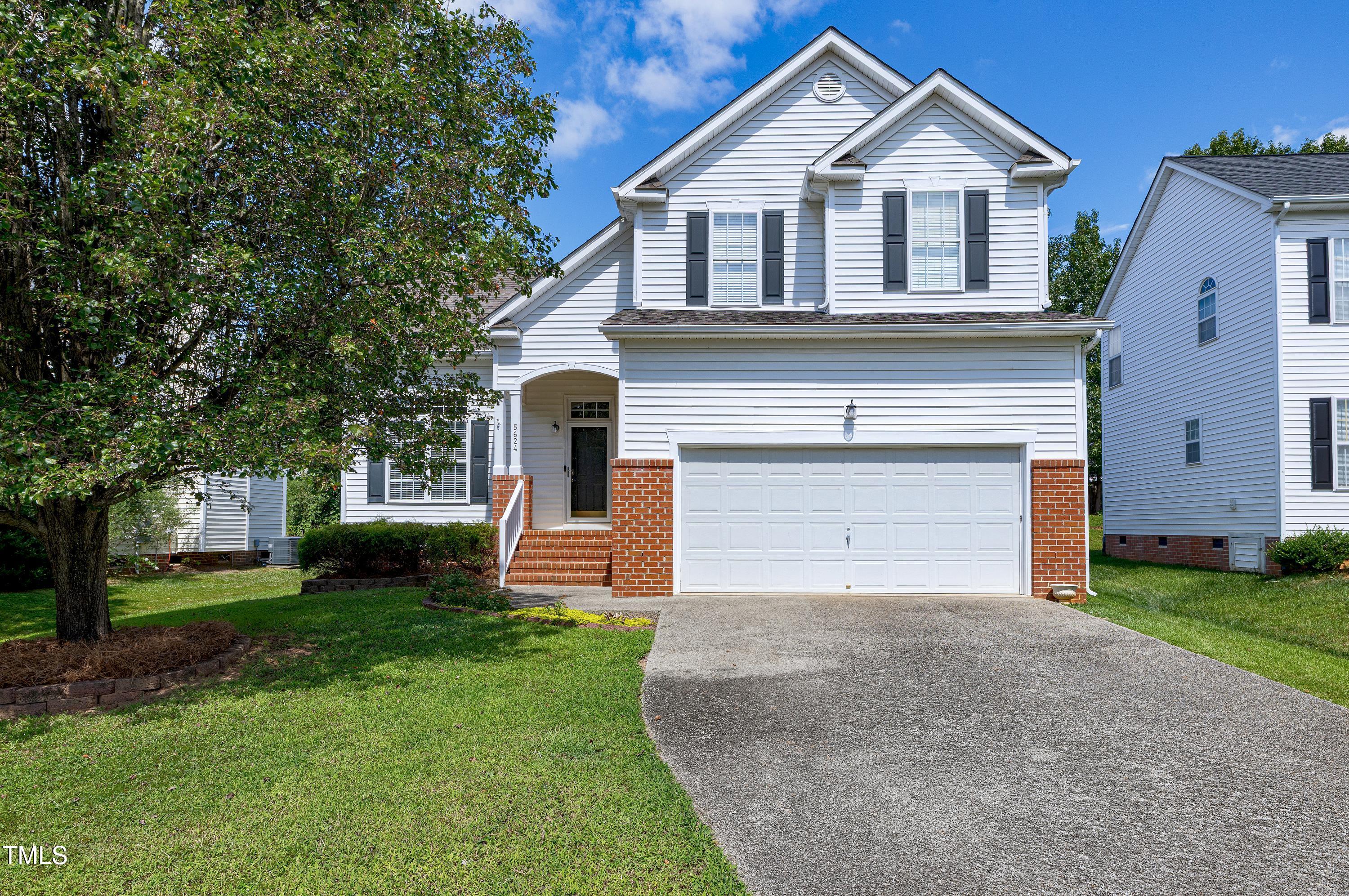 5624 Yates Garden Lane