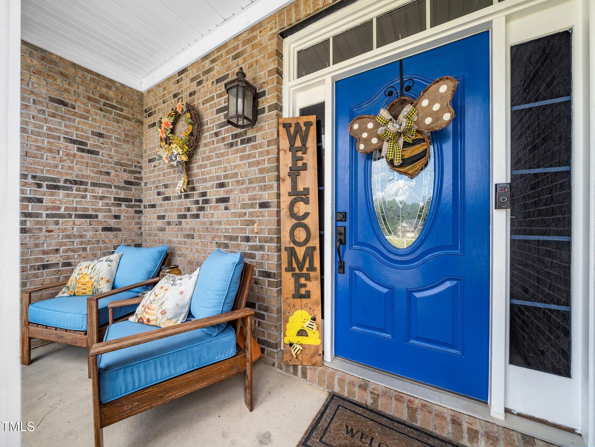 171 Winding Oak Way