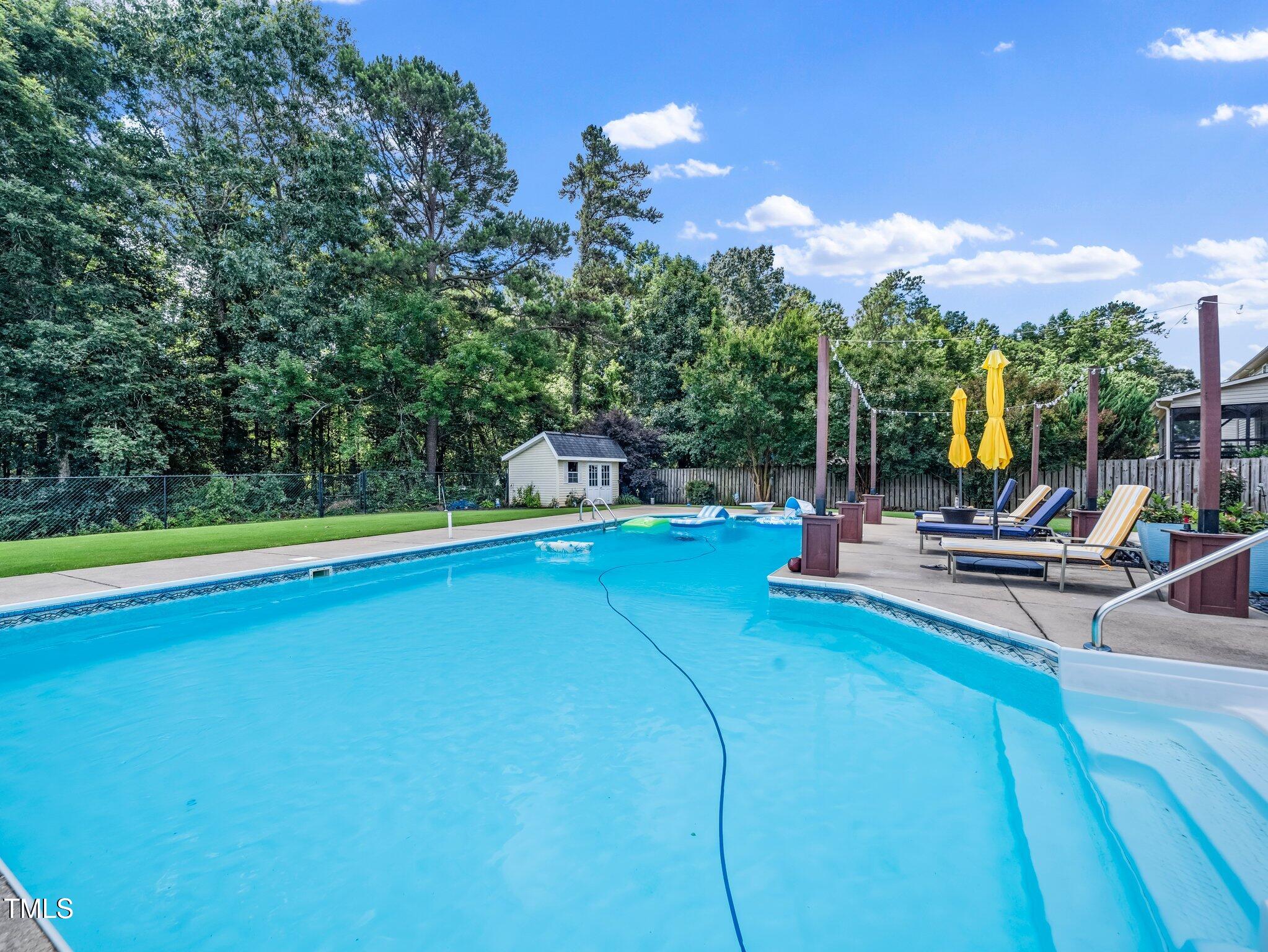 171 Winding Oak Way
