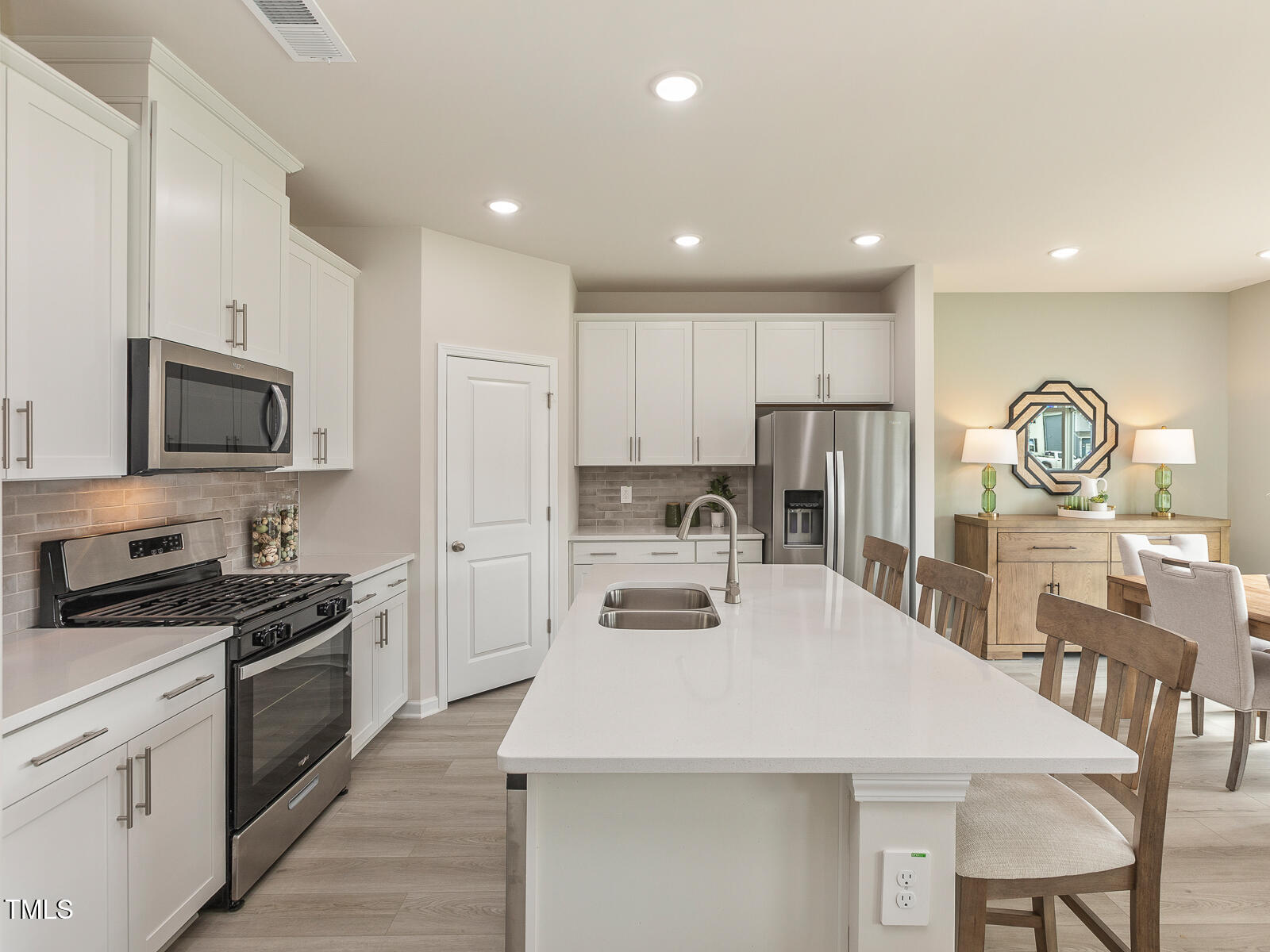 2118 Cherry Creek Road