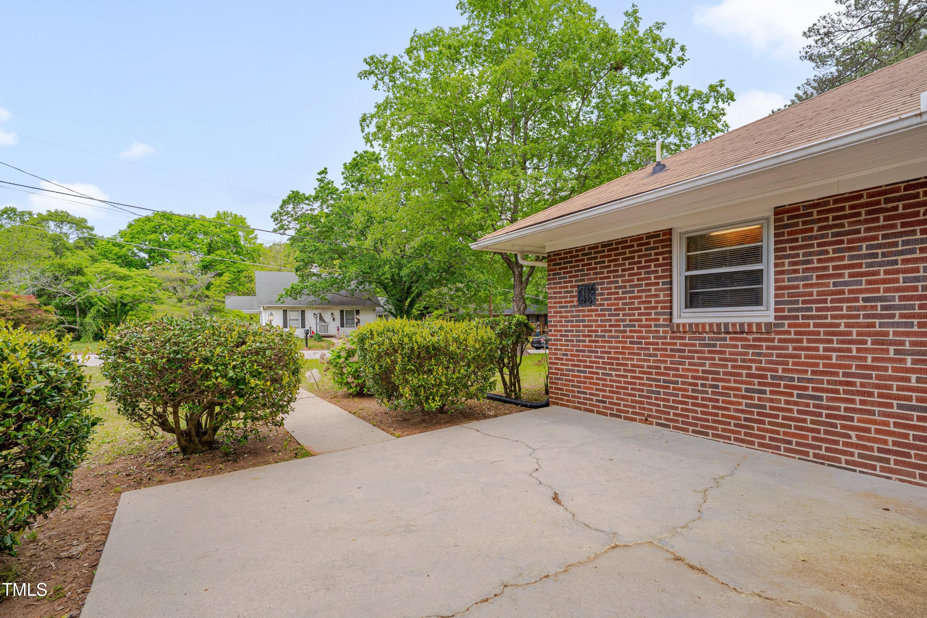 1105 Hargrove Street