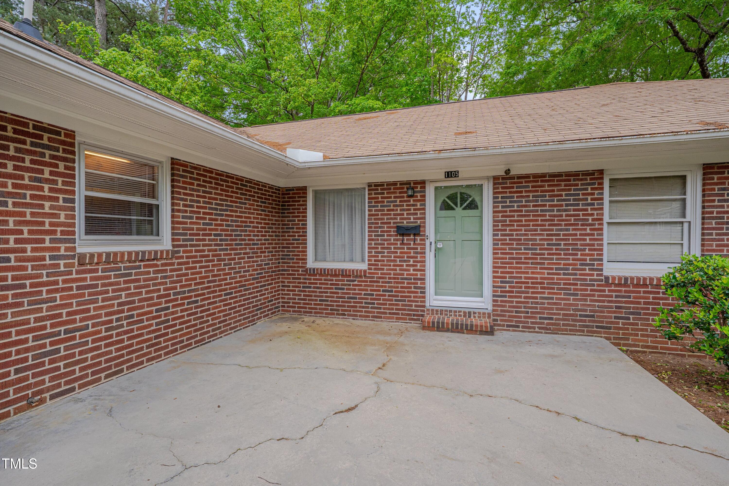 1105 Hargrove Street