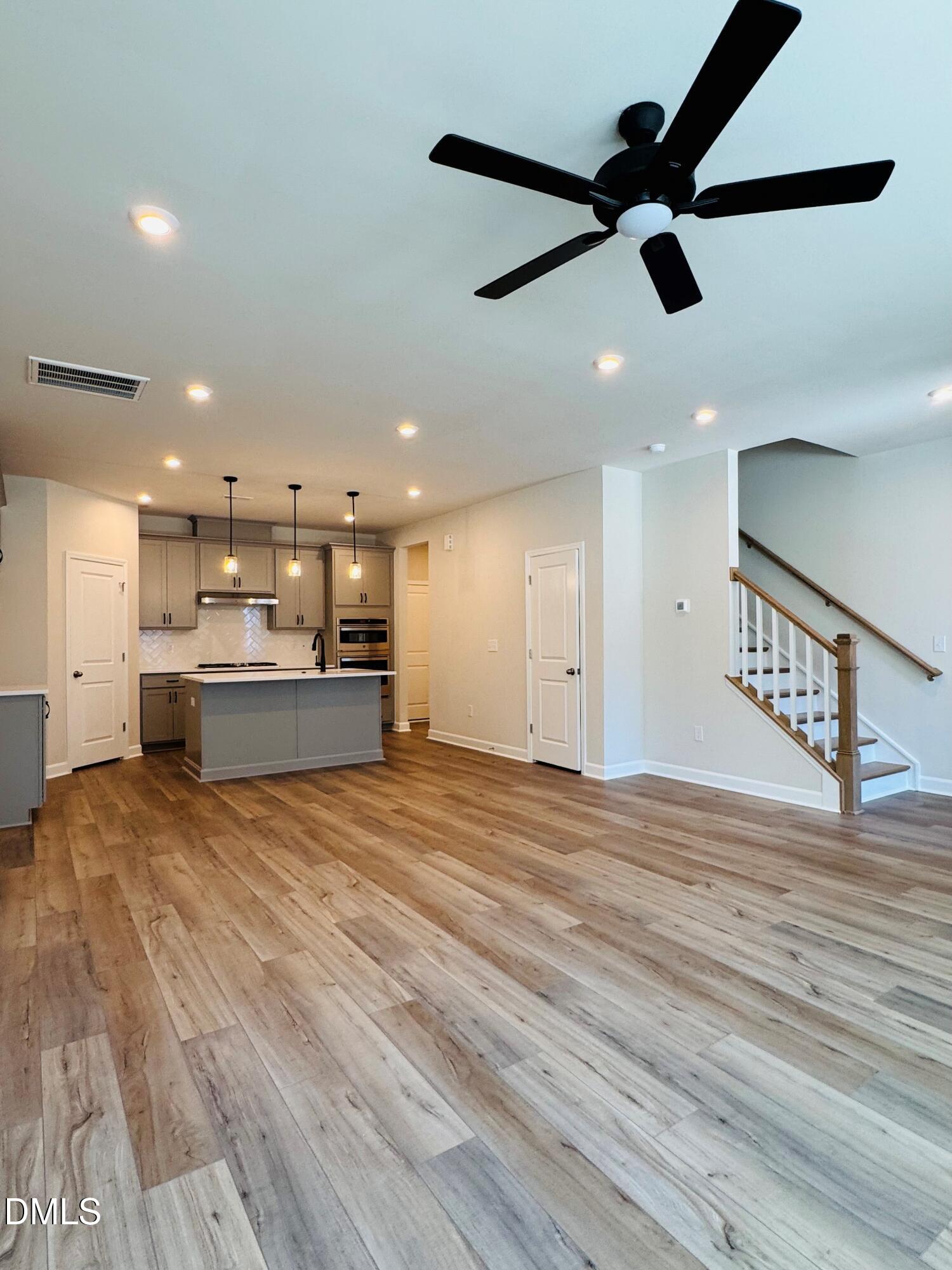 606 Brackenberry Alley