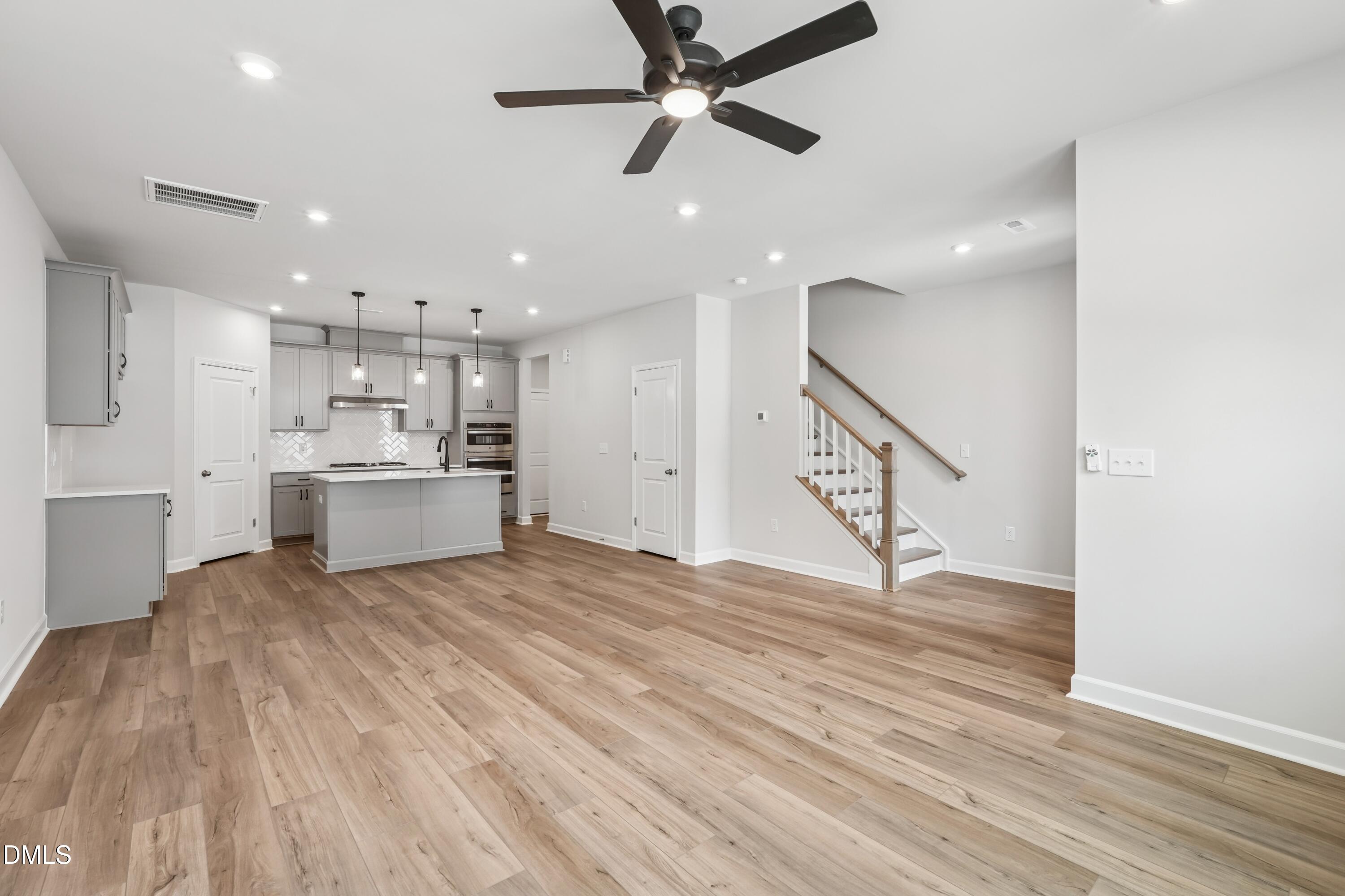 606 Brackenberry Alley