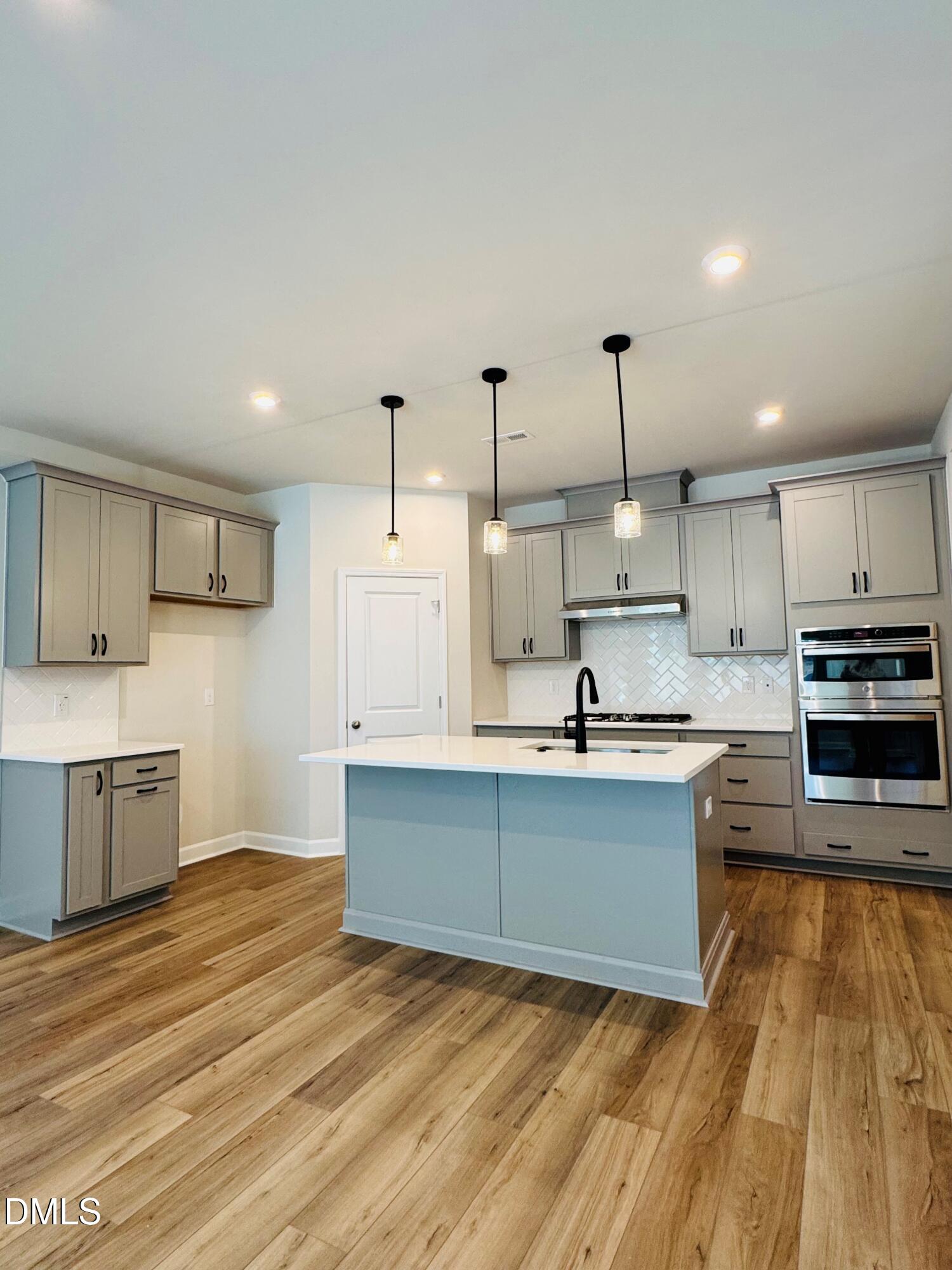 606 Brackenberry Alley