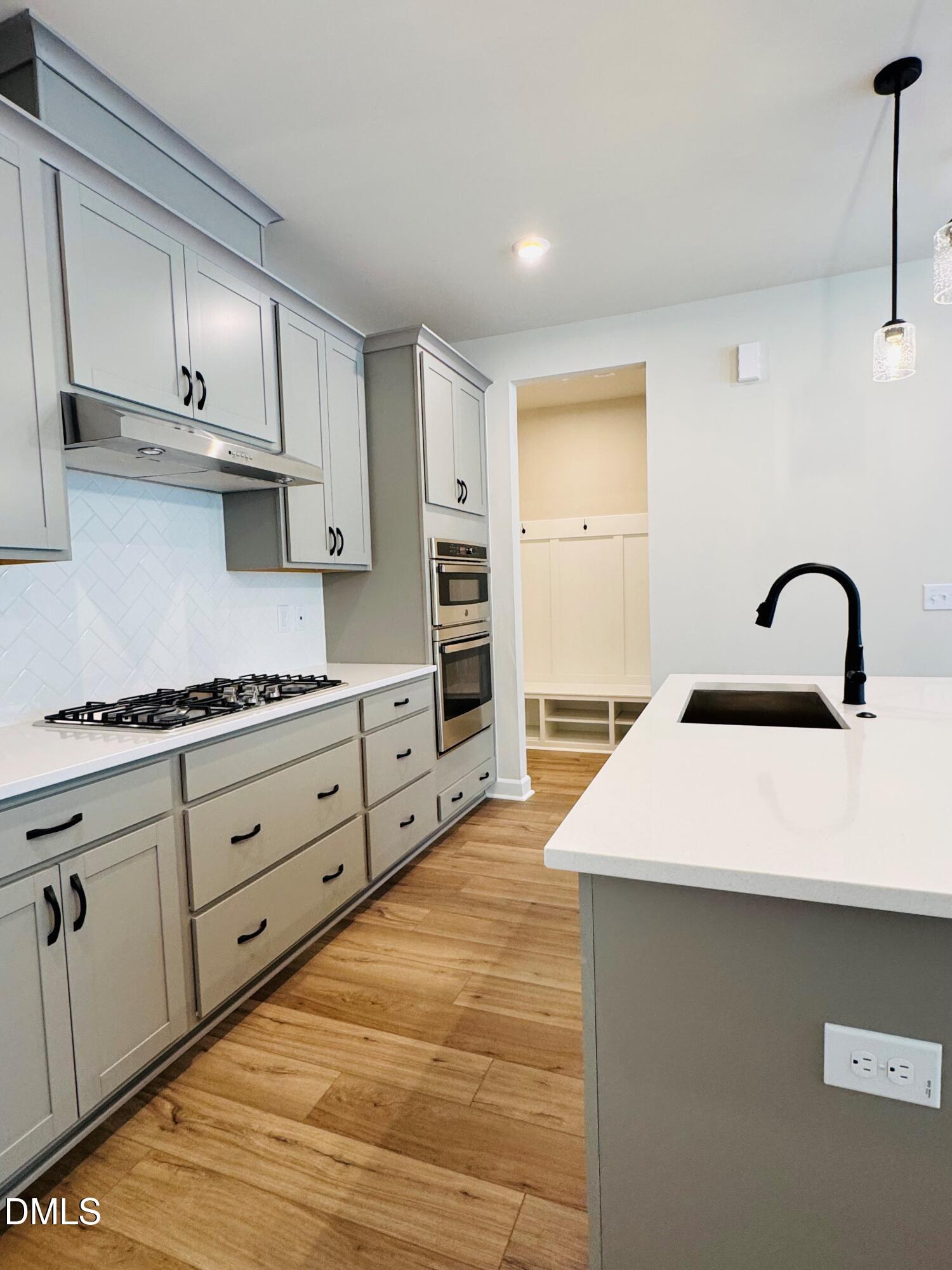 606 Brackenberry Alley