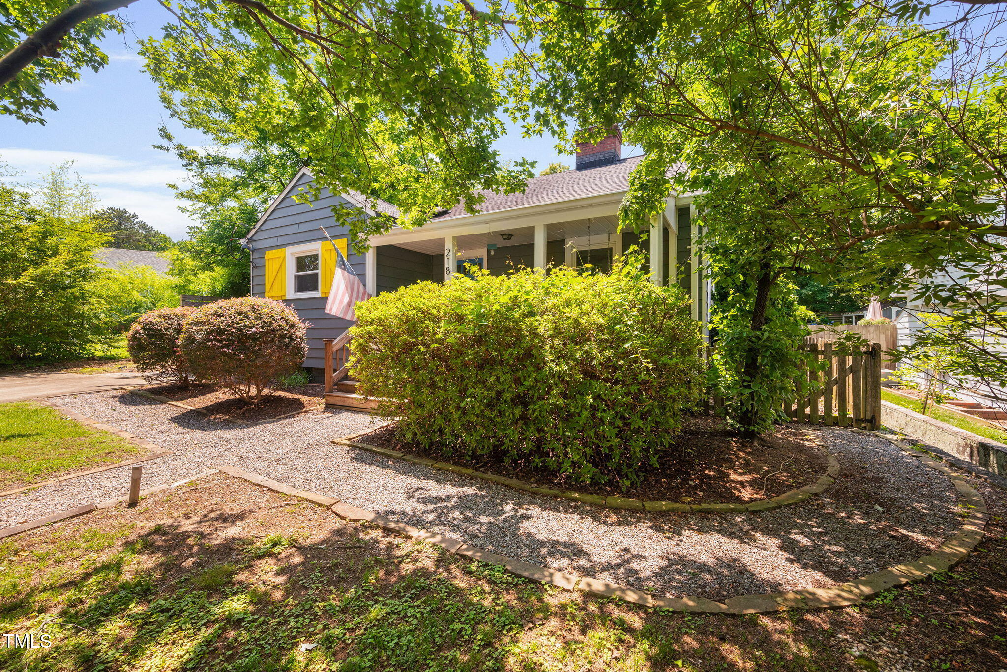 218 Lafayette Road