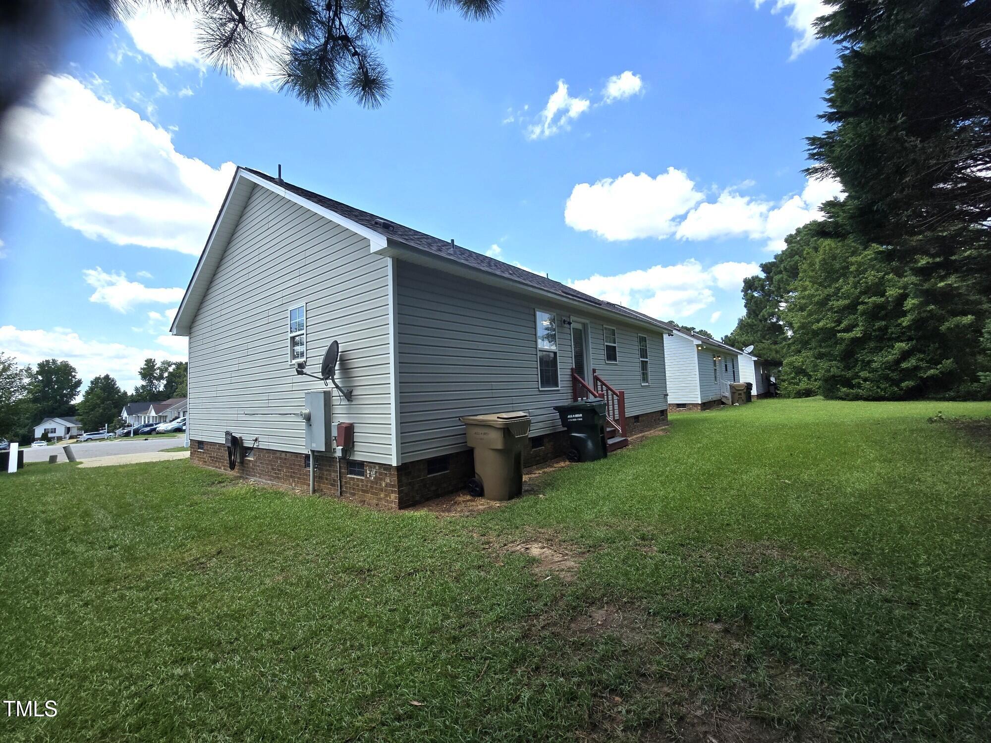 641 Avondale Dr Drive