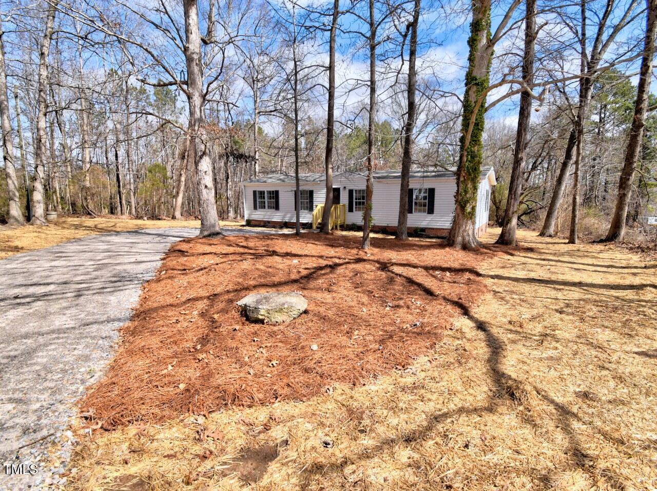 108 Lakeview Drive