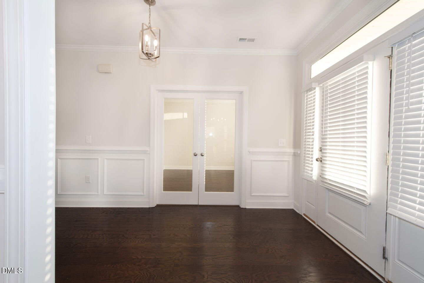 77 Ravensworth Drive