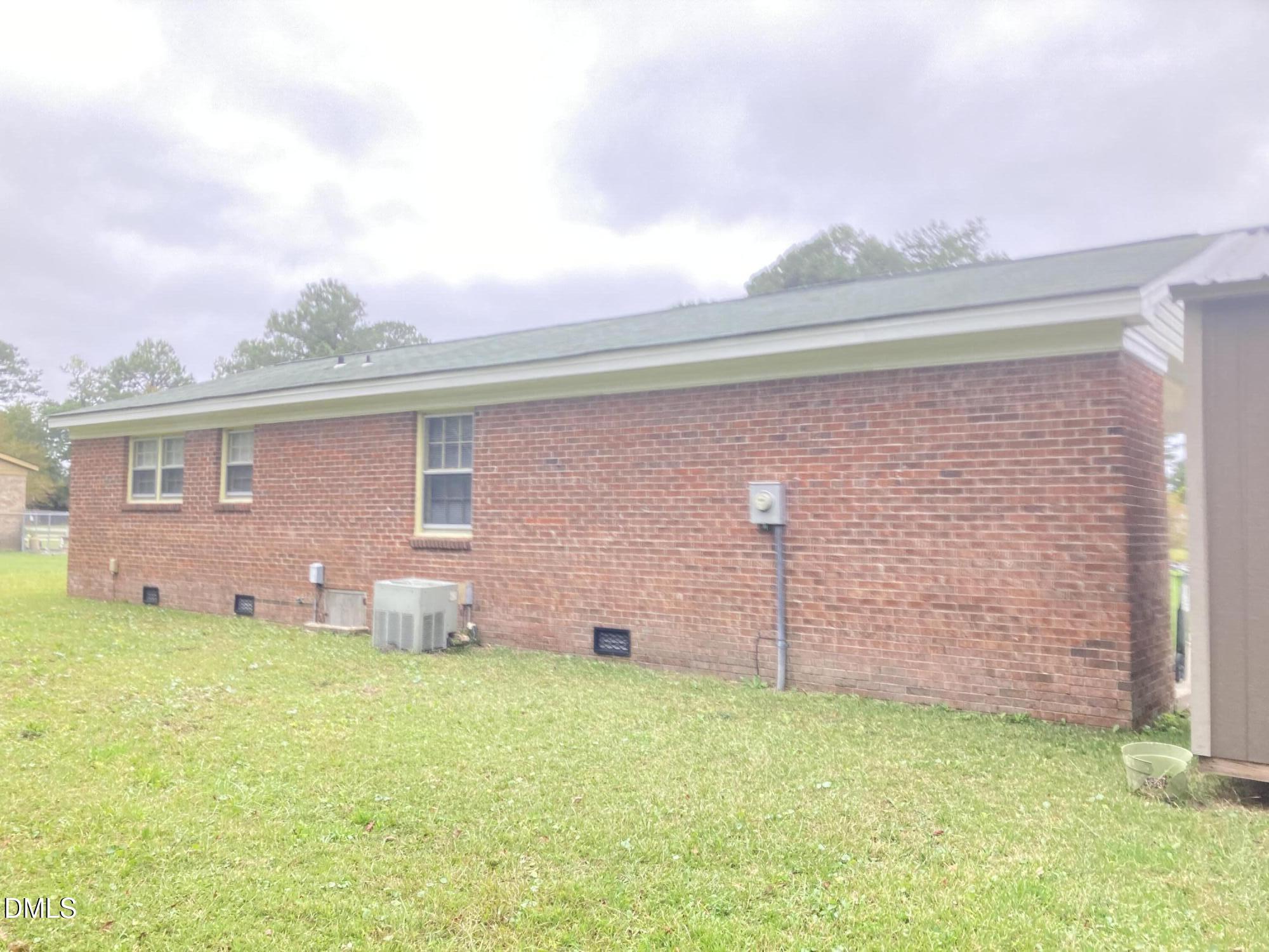 1418 Mockingbird Lane