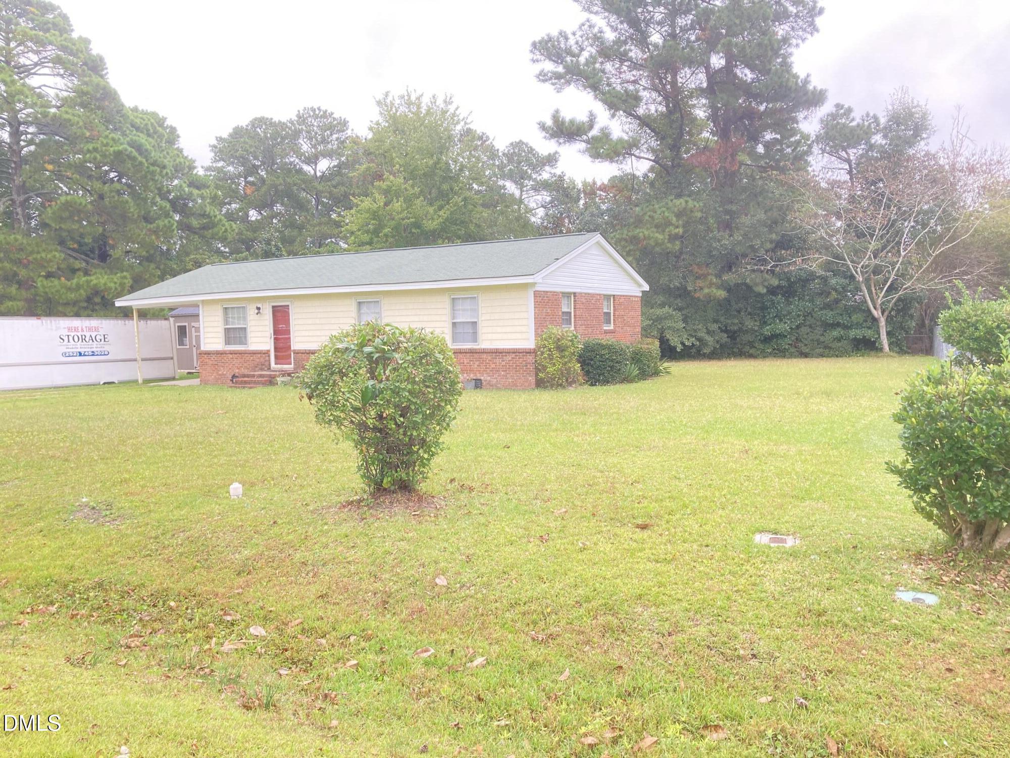 1418 Mockingbird Lane