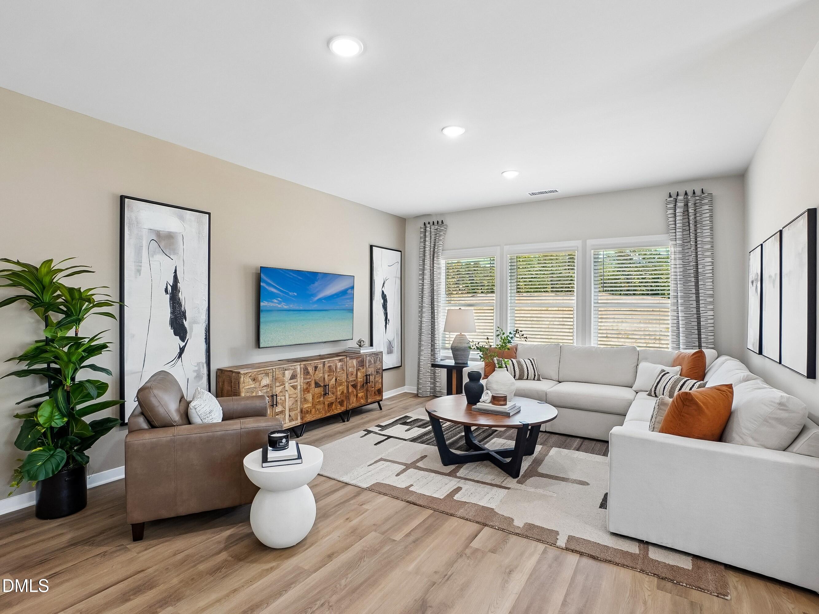 2121 Topsail Road