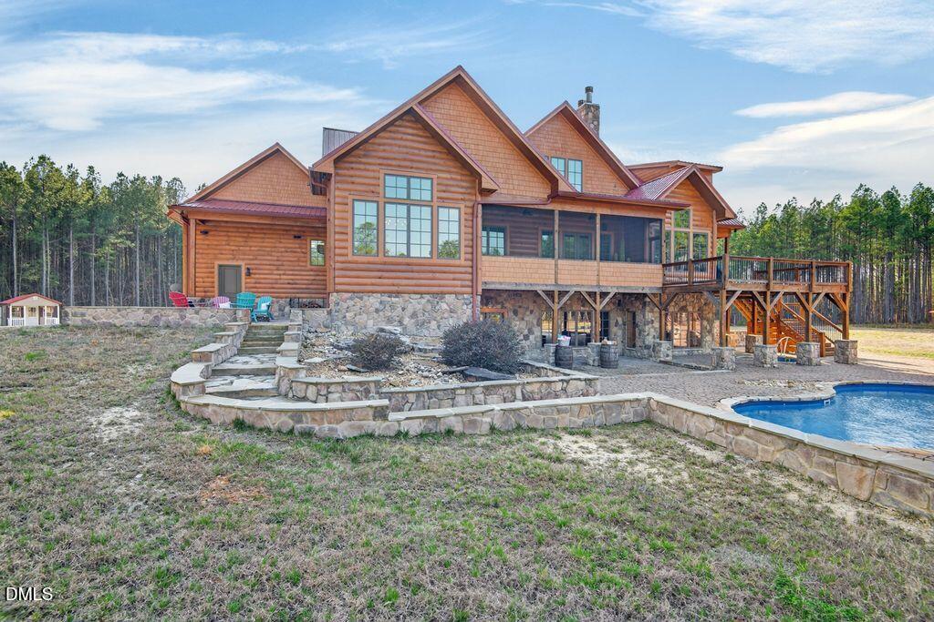 998 Moores Chapel Cemetery Road