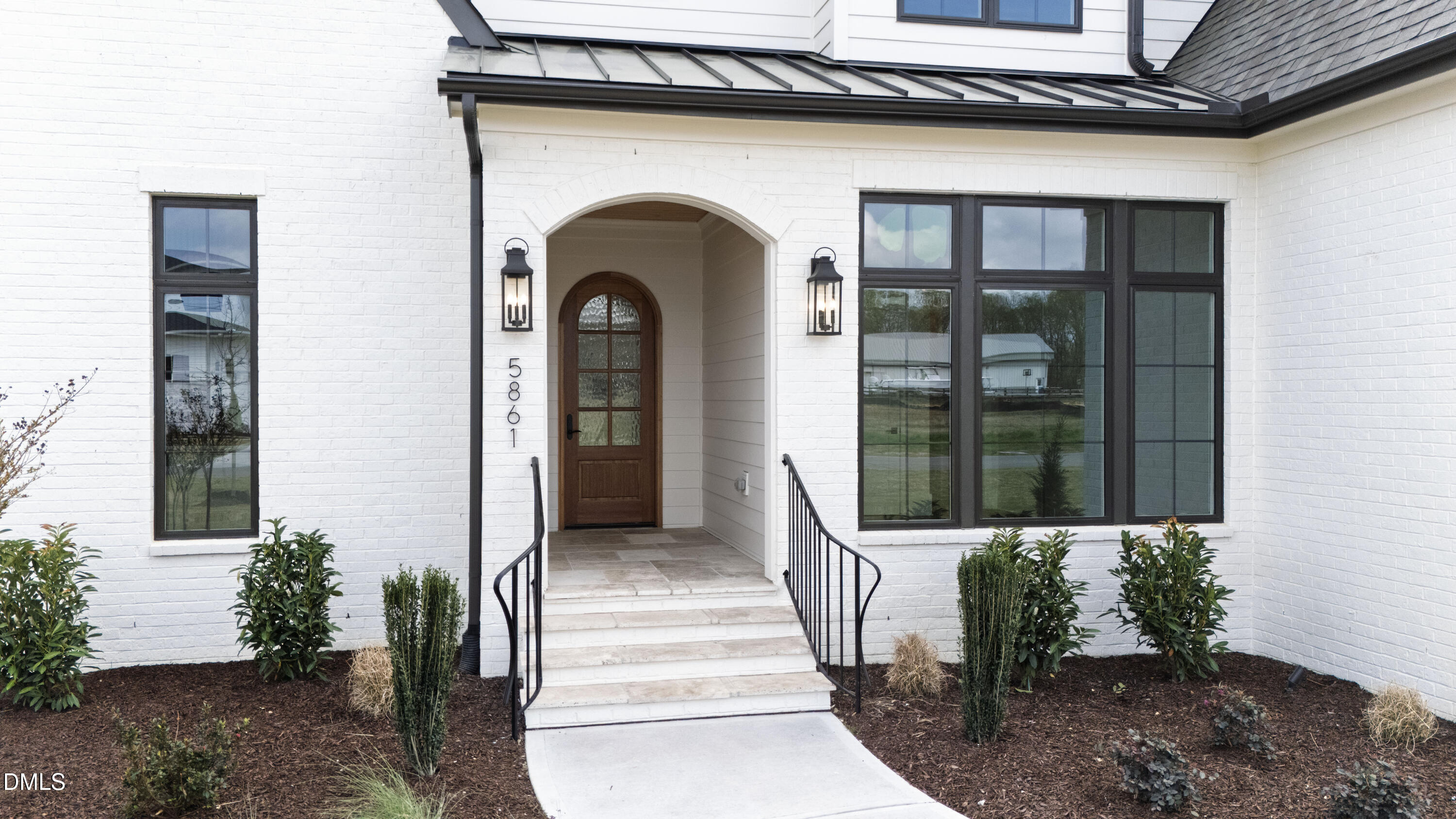 688 Lynch Road