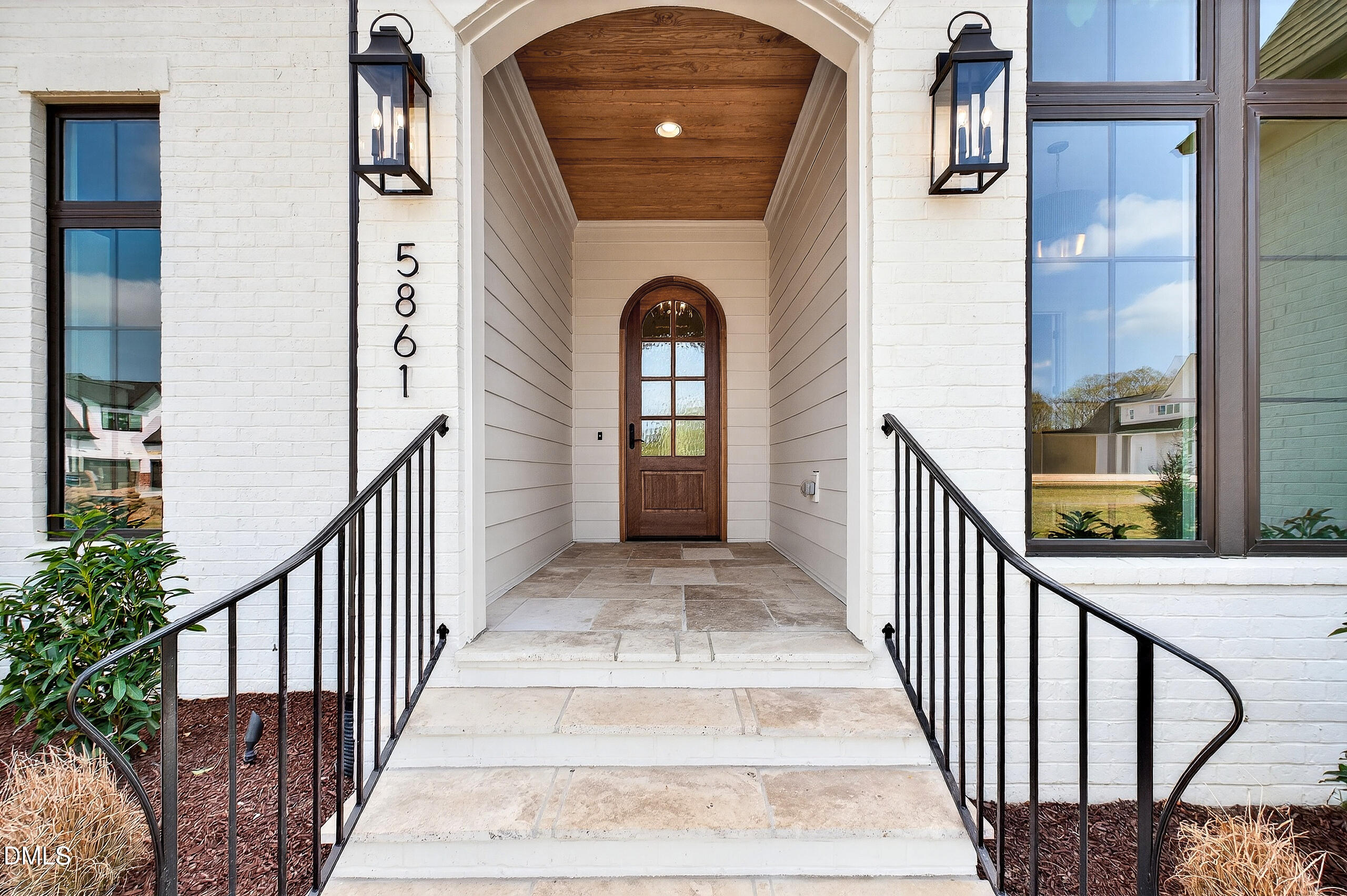 688 Lynch Road