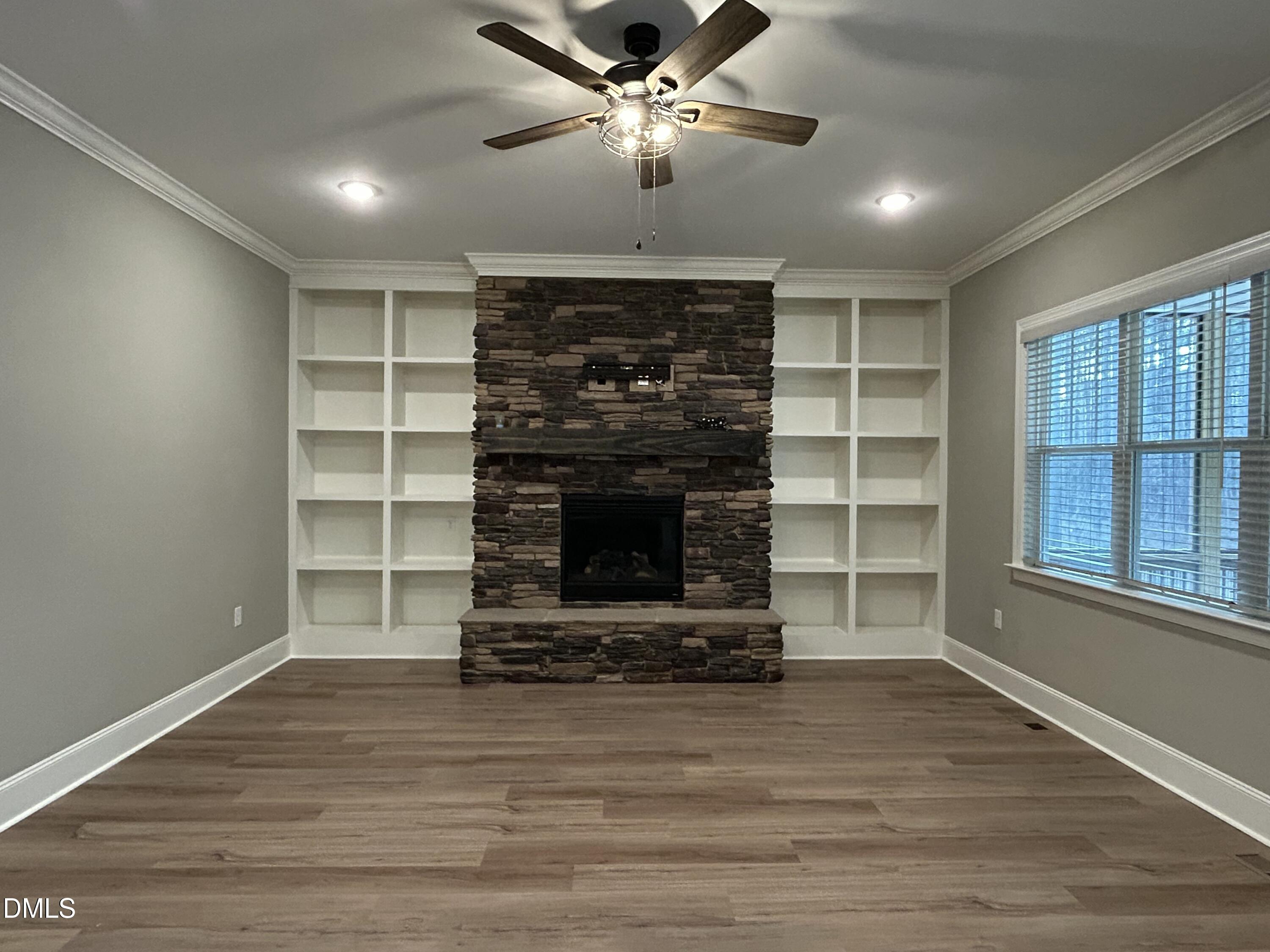 40 Yellowstone Court