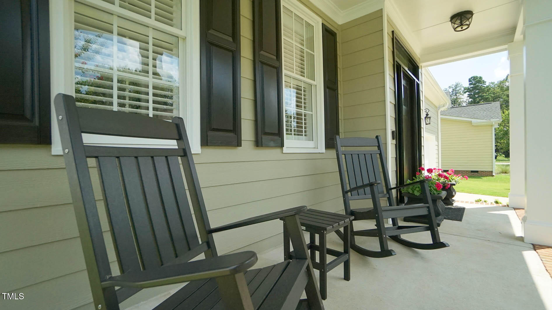 317 Tarragon Trail