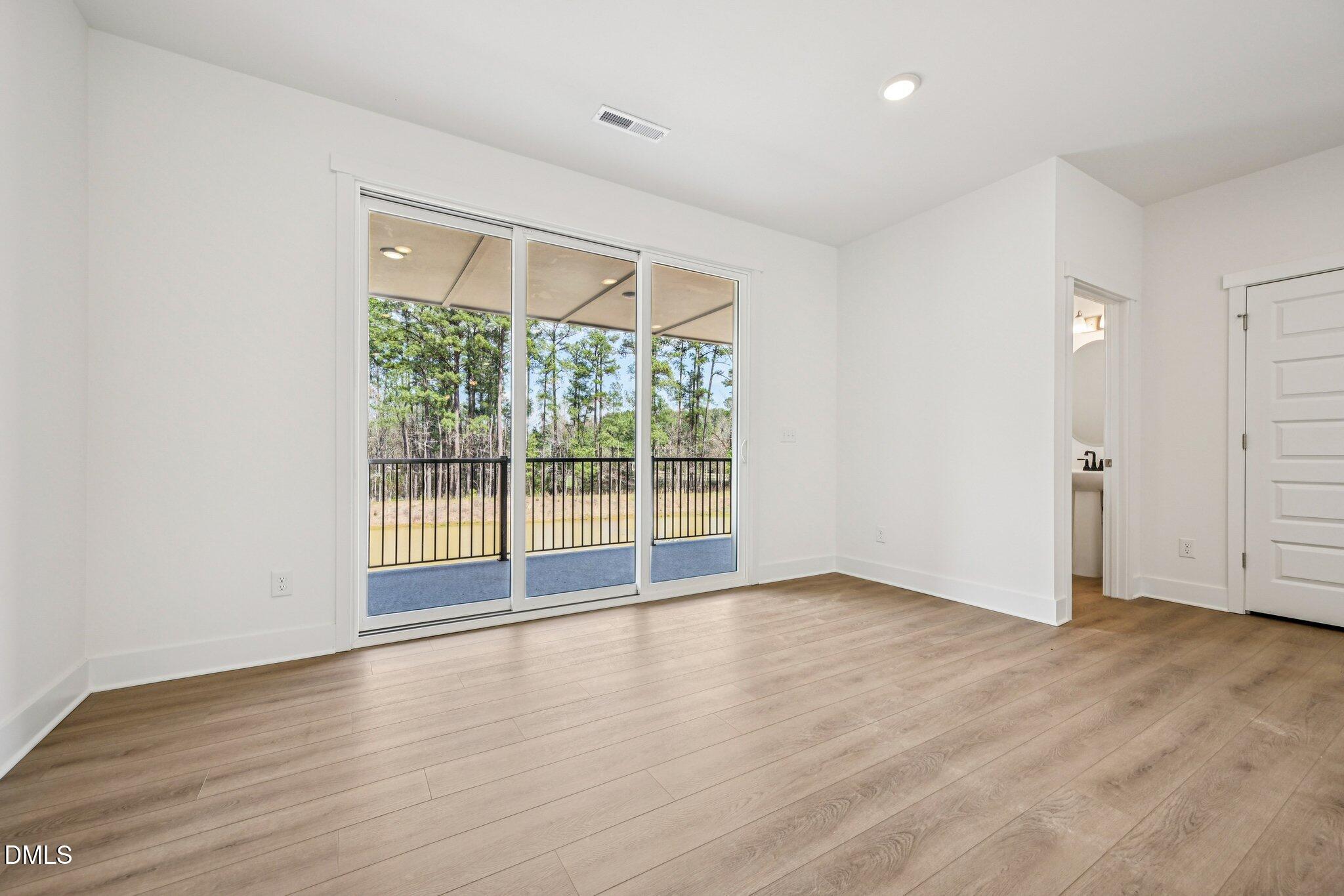 10915 Bayflower Way