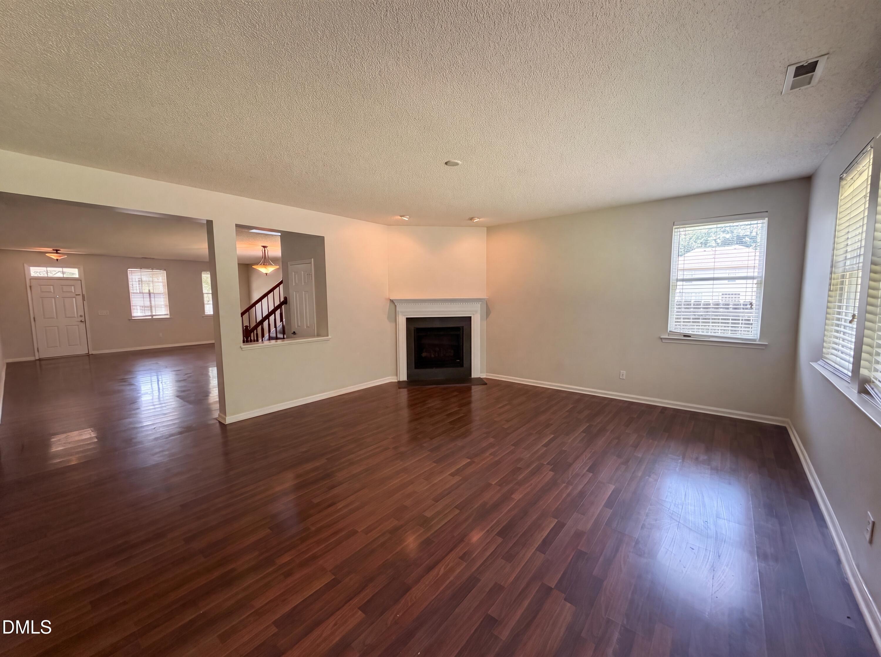 506 Hillview Drive