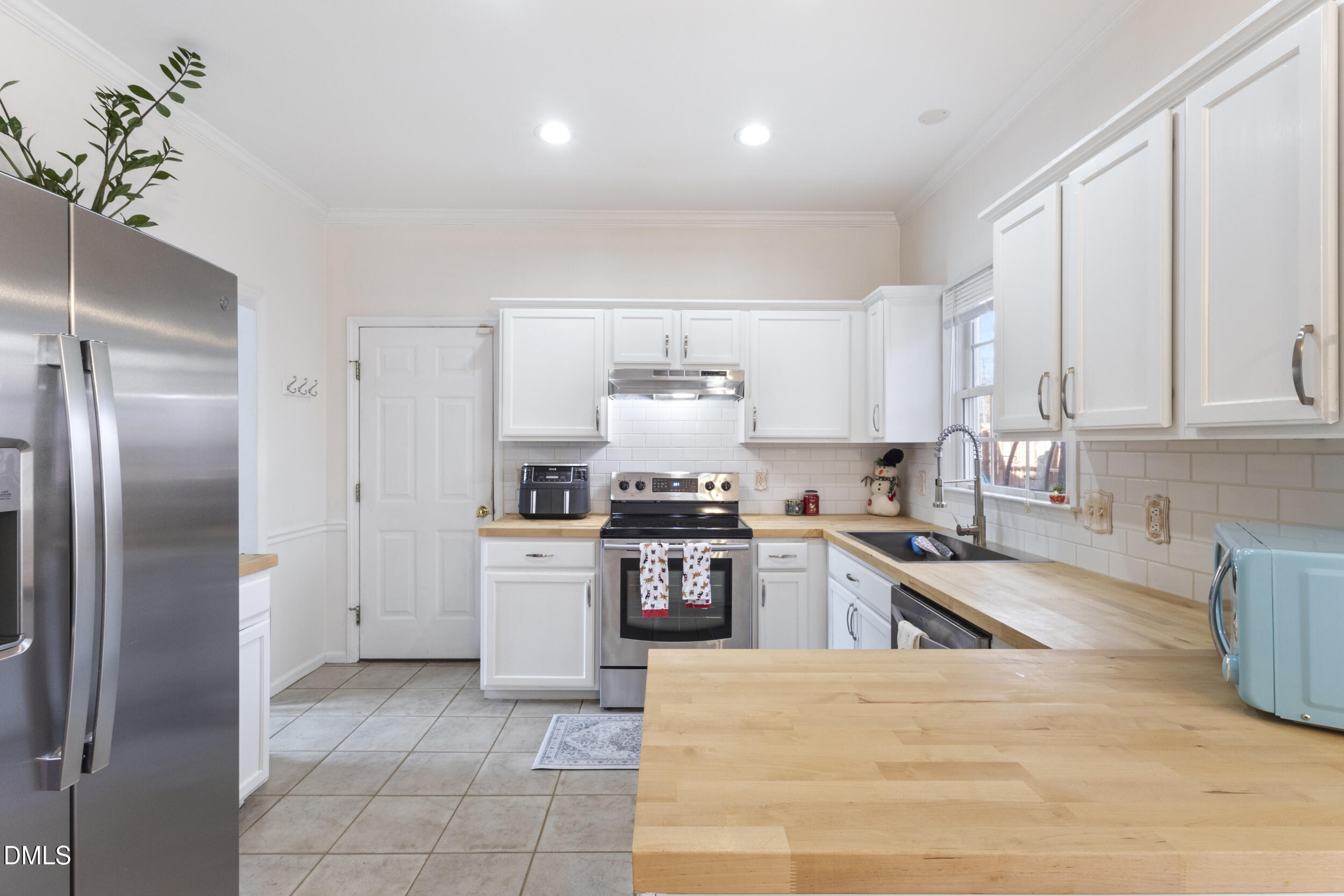 207 Forest Run Place