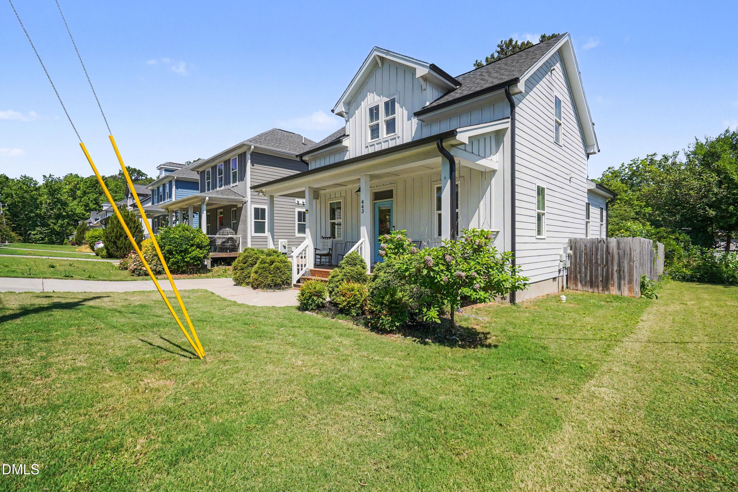 443 Como Drive