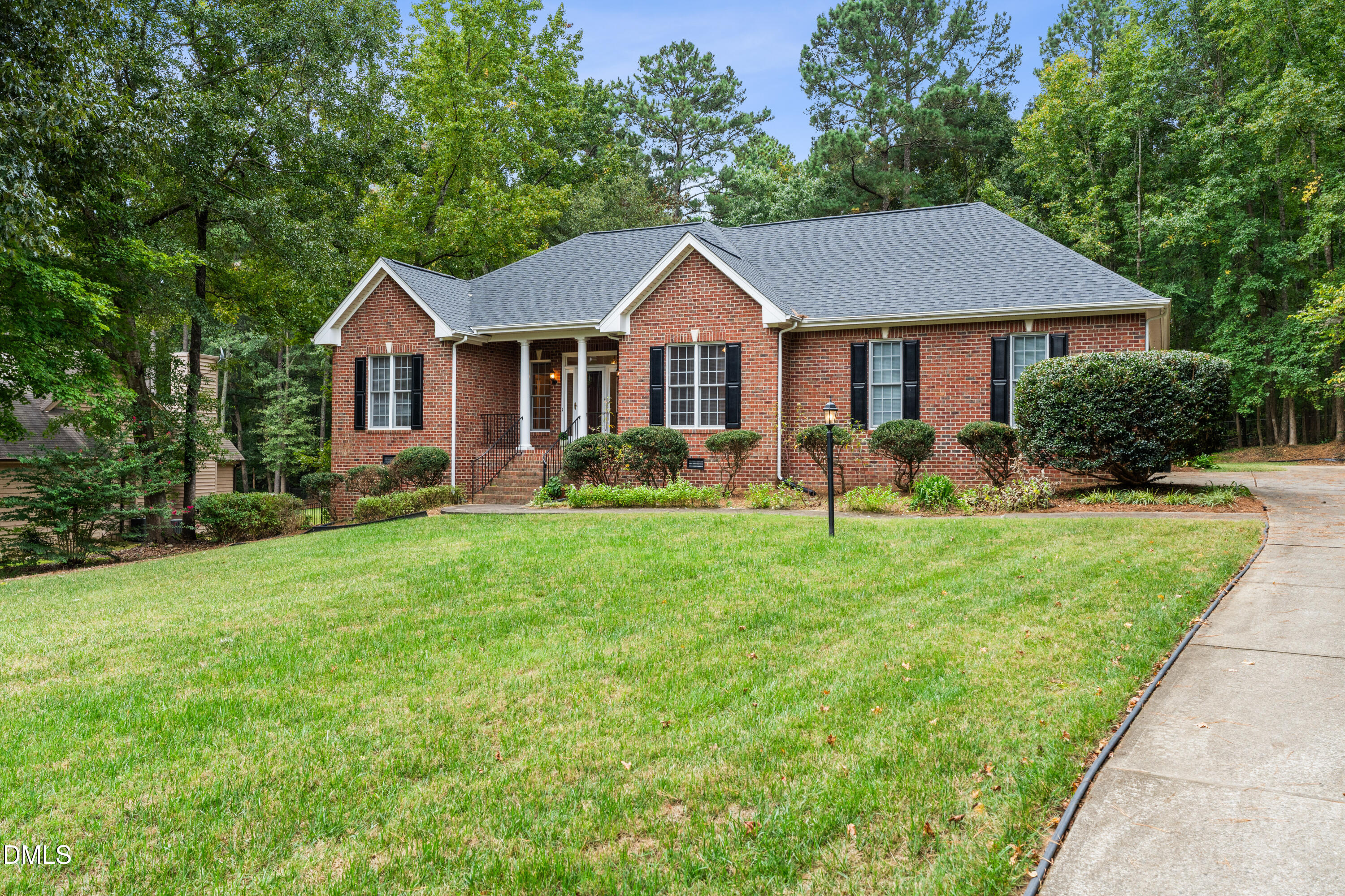 920 Shadywood Lane