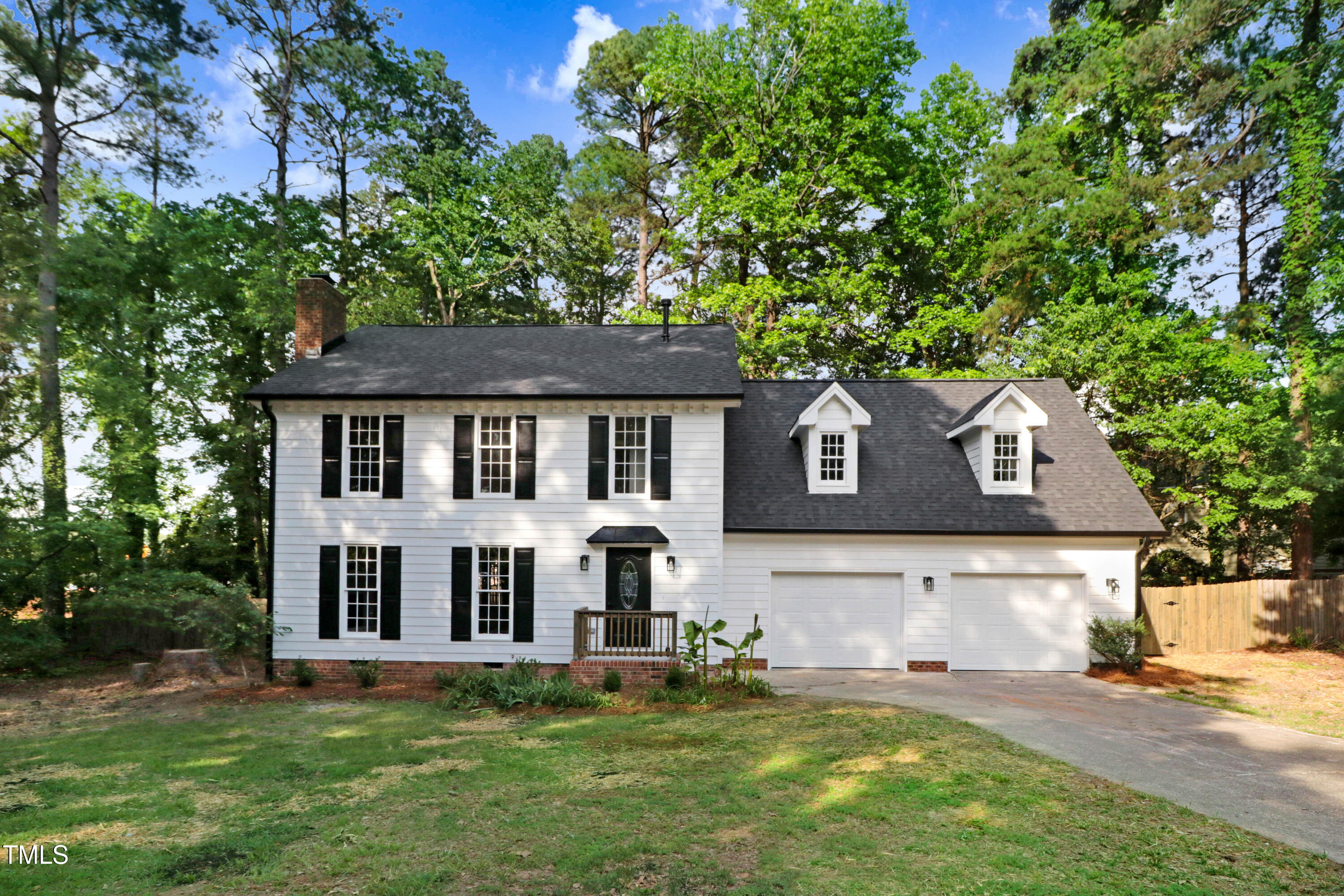 1609 Falls Court